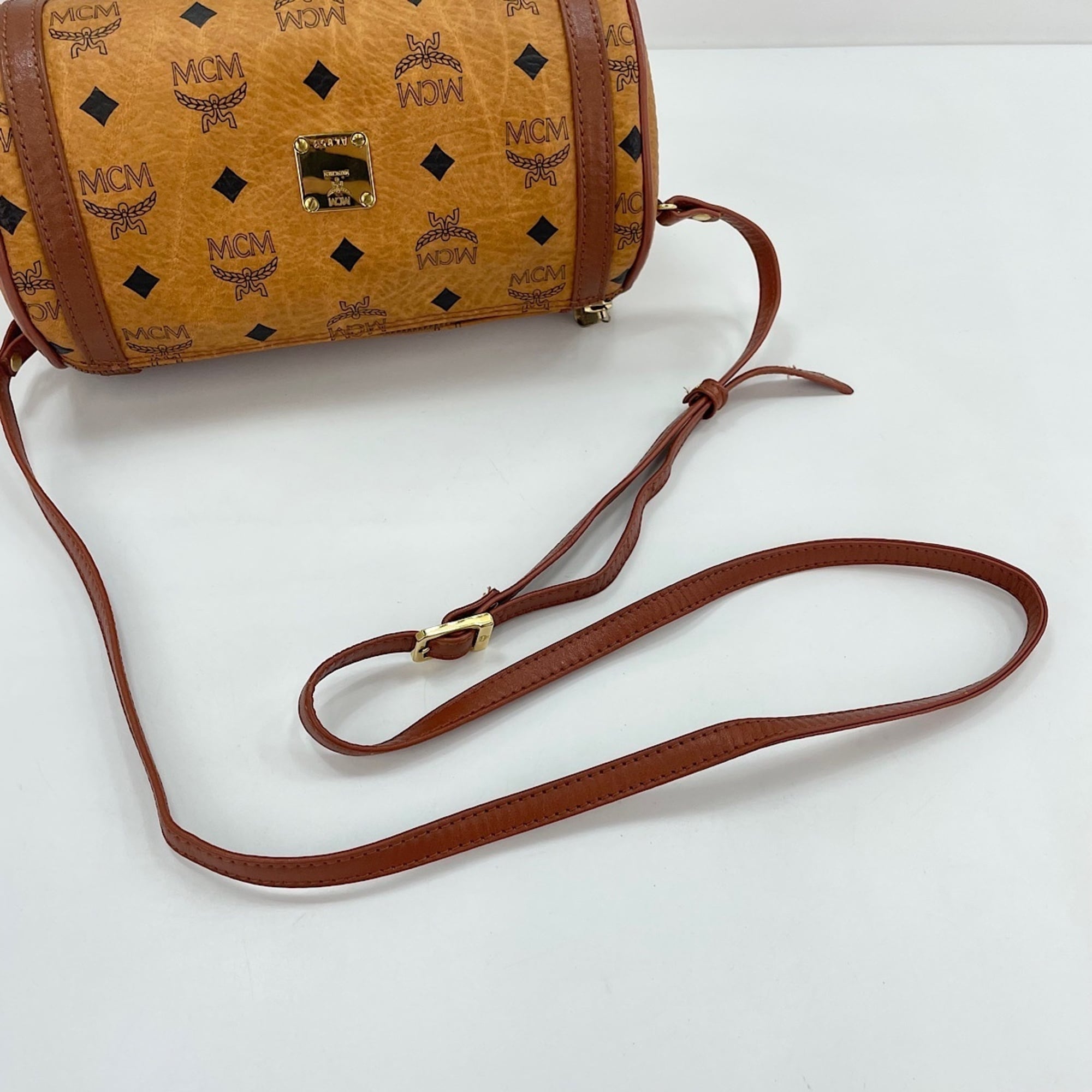 Mcm Brown Shoulder Bag (Pre-Owned)