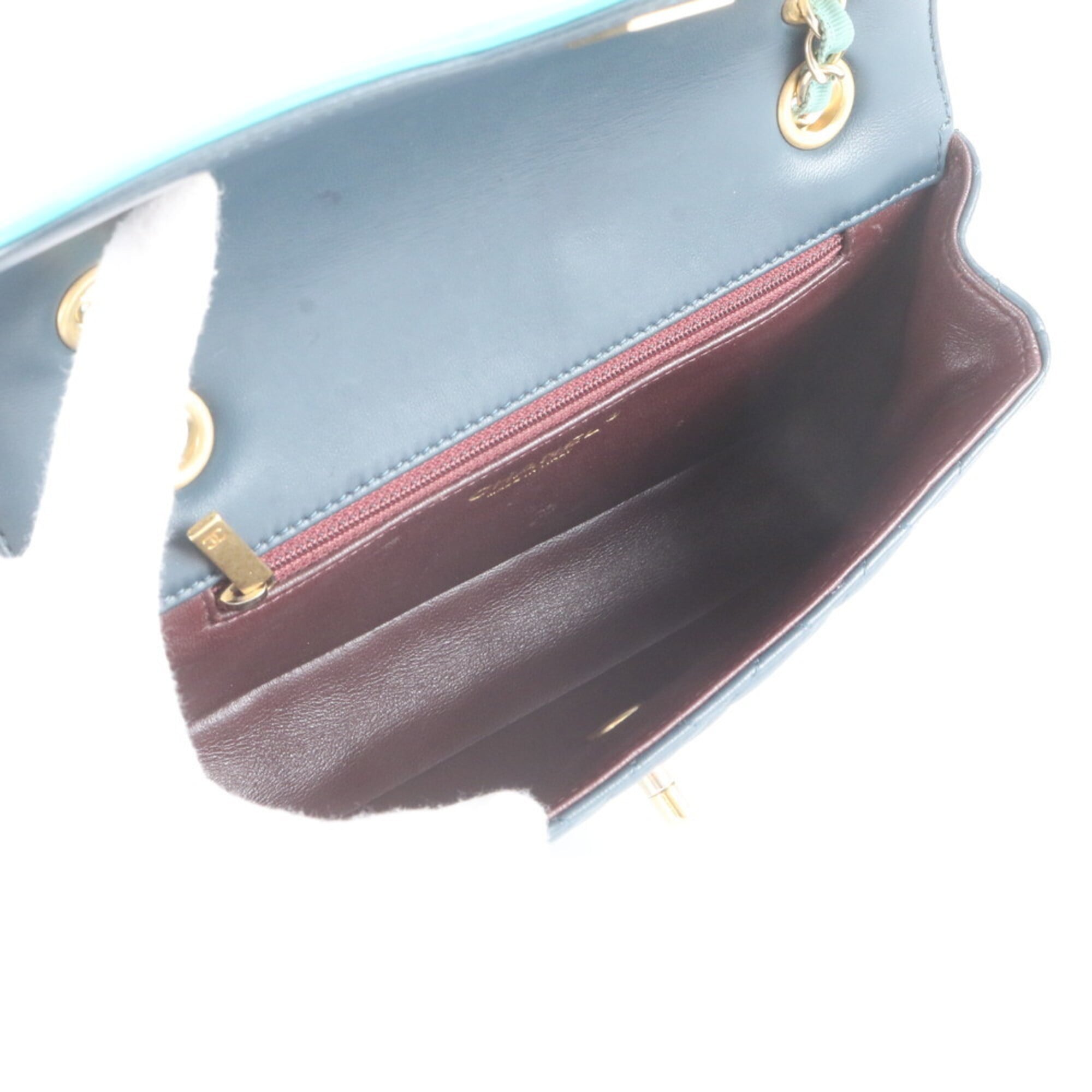 Chanel Dark Green Leather Shoulder Bag (Pre-Owned)