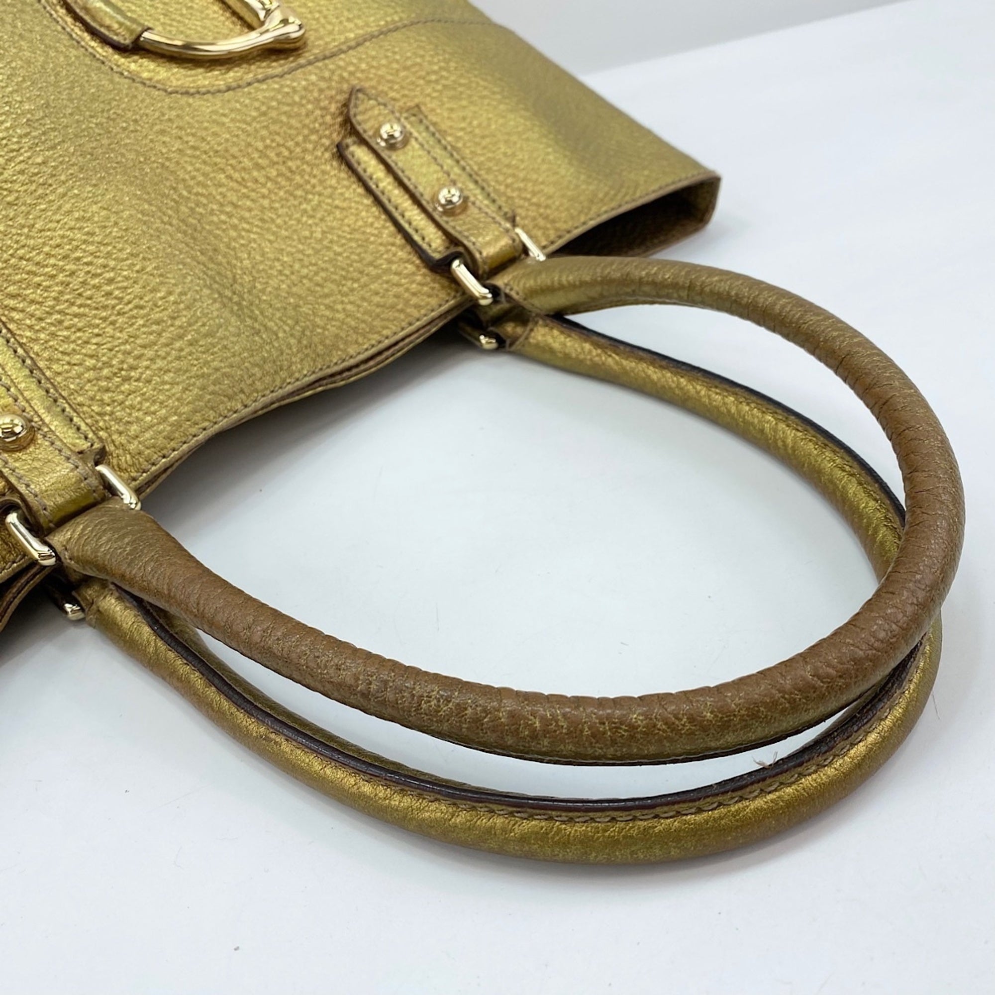 Gucci Horsebit Gold Leather Handbag (Pre-Owned)