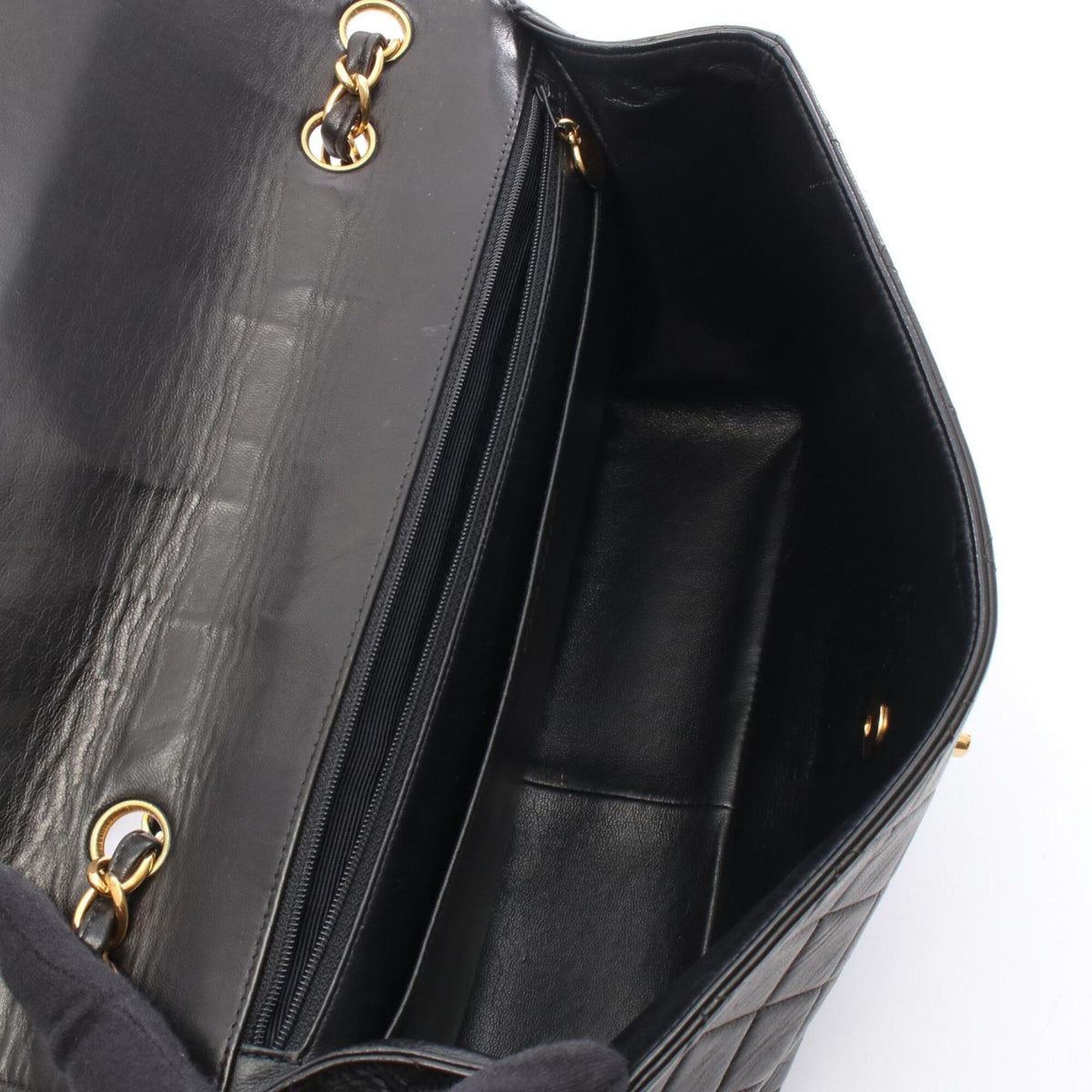 Chanel Black Leather Handbag Shoulder Bag (Pre-Owned)