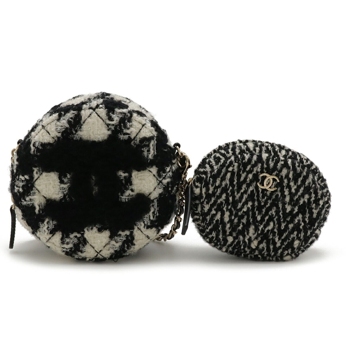 Chanel Black Ivory Tweed Pochette Pouch (Pre-Owned)