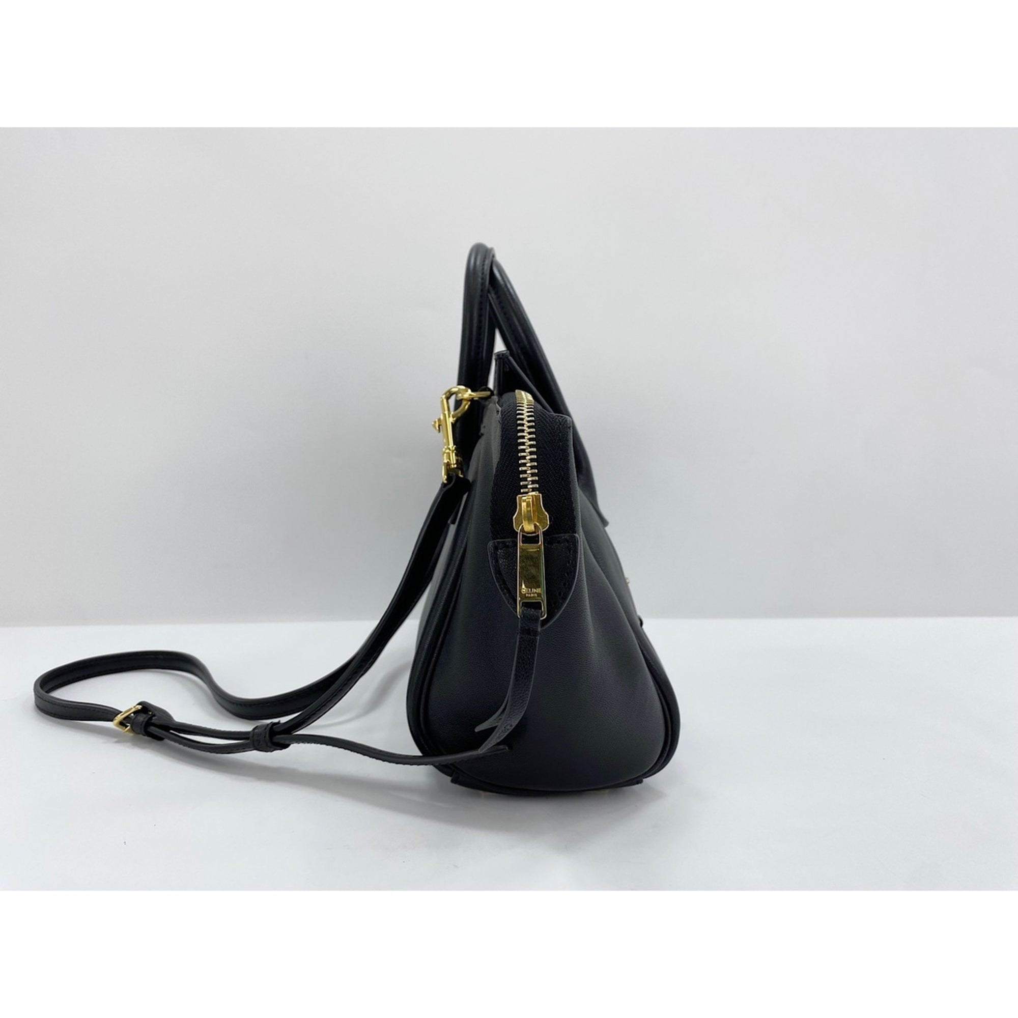 Celine Black Shoulder Bag (Pre-Owned)