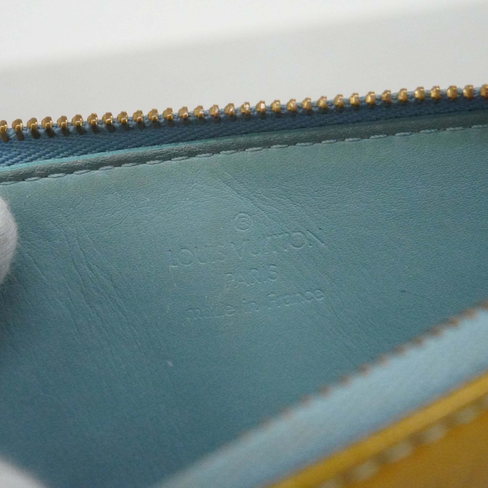 Louis Vuitton Baby Blue Handbag (Pre-Owned)