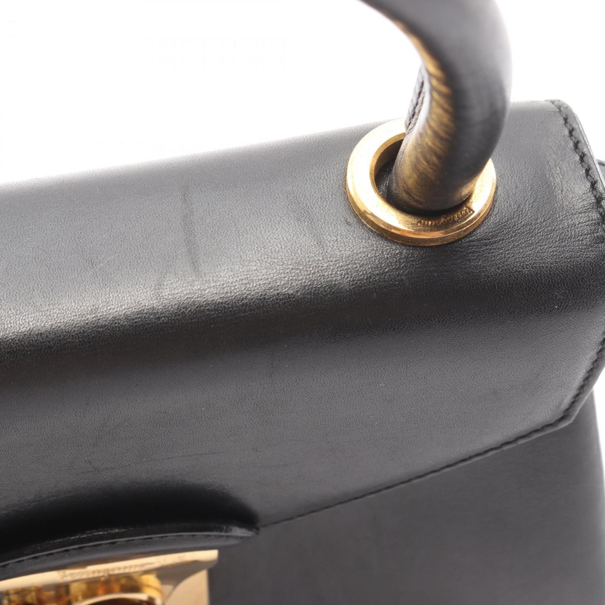 Salvatore Ferragamo Black Leather Handbag (Pre-Owned)