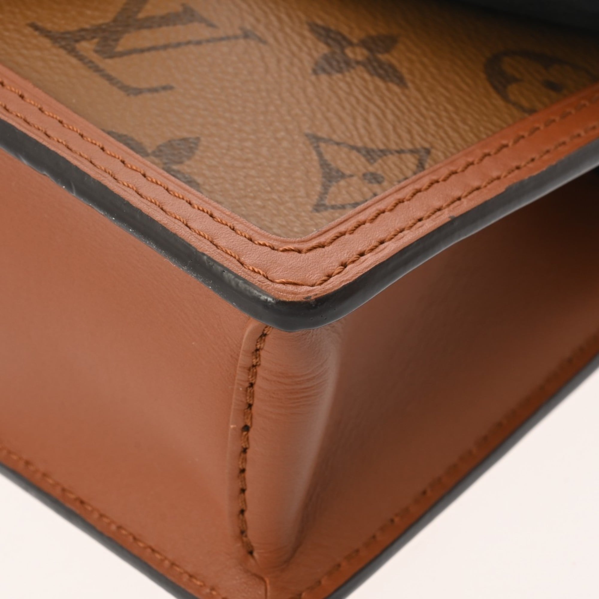 Louis Vuitton Brown Monogram Shoulder Bag (Pre-Owned)