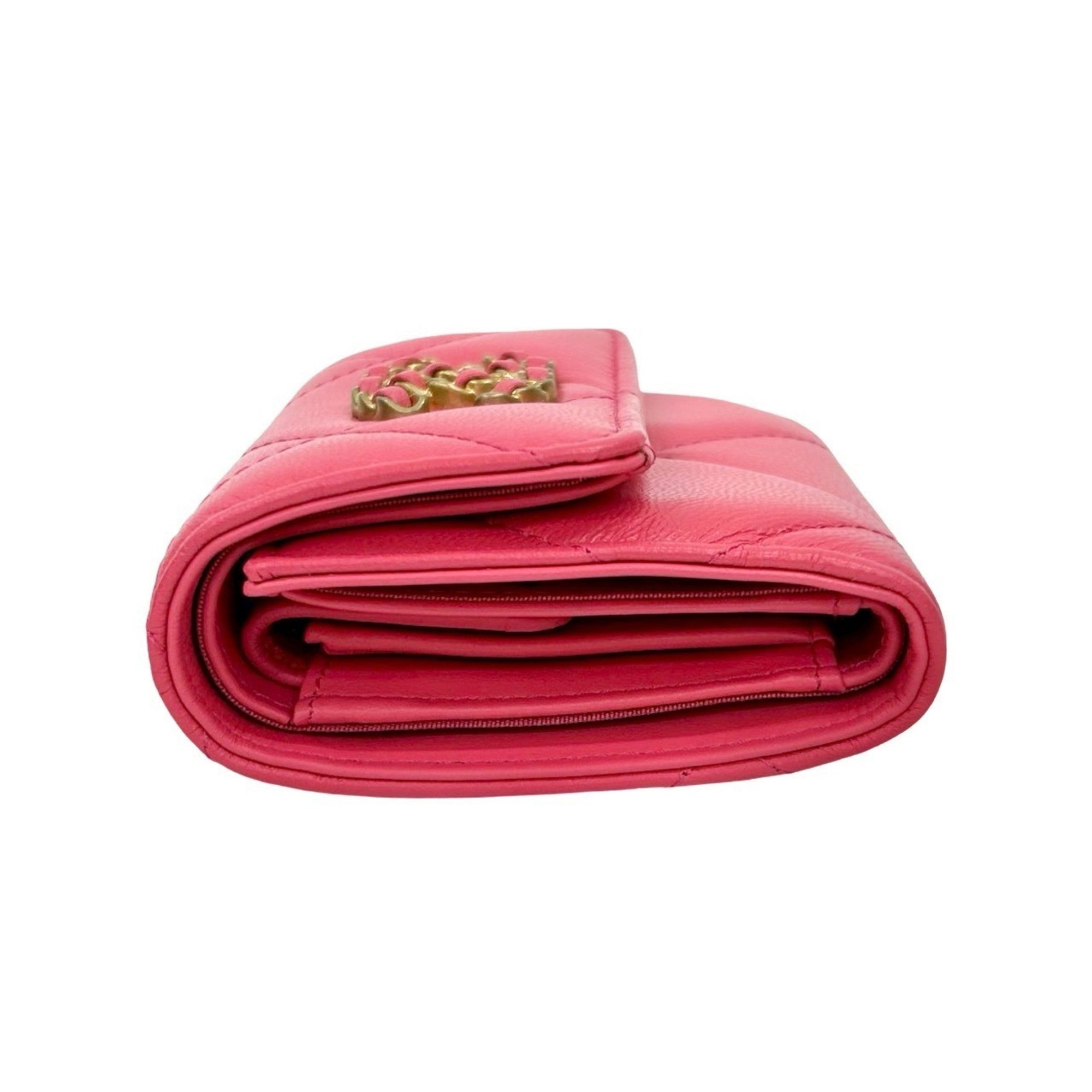 Chanel Pink Leather Wallet (Tri-Fold) (Pre-Owned)
