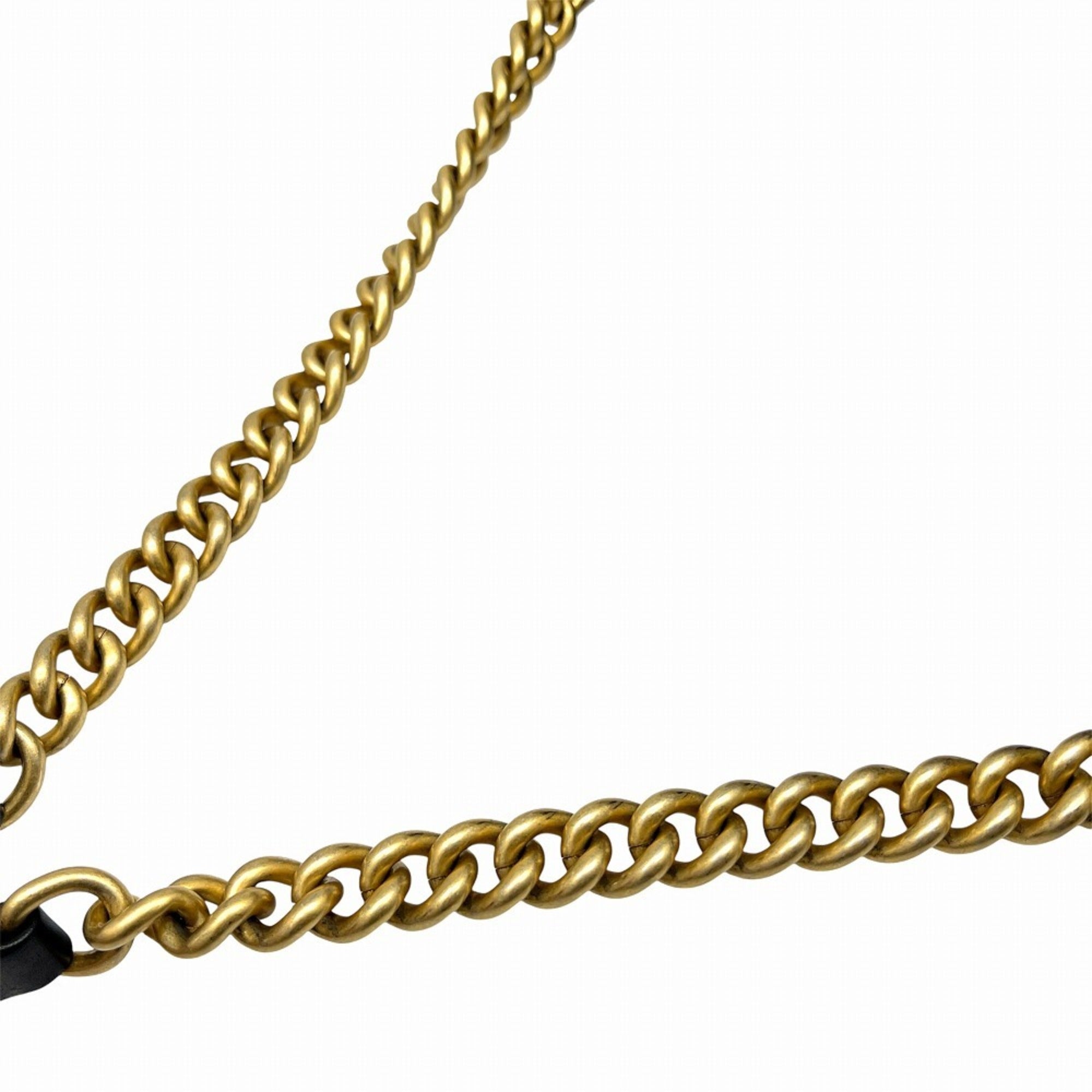 Chanel Matelasse Black Leather Shoulder Bag (Pre-Owned)