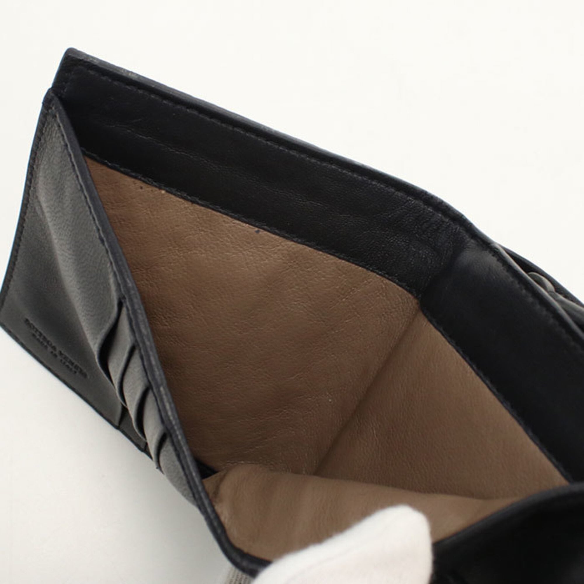 Bottega Veneta Black Leather Wallet (Bi-Fold) (Pre-Owned)