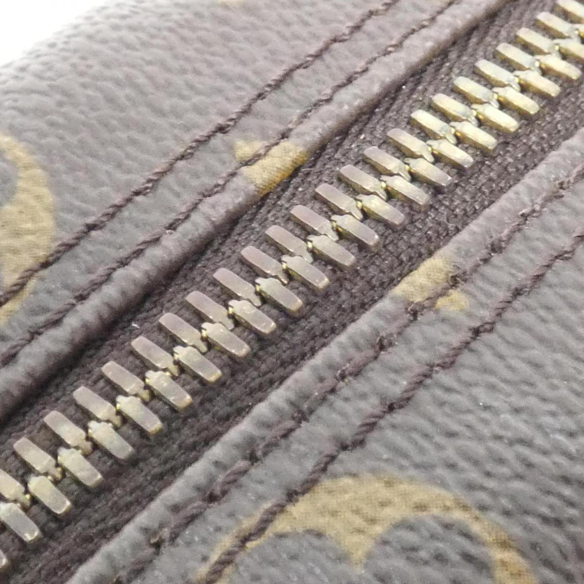 Louis Vuitton Marron Monogram Monogram Handbag (Pre-Owned)