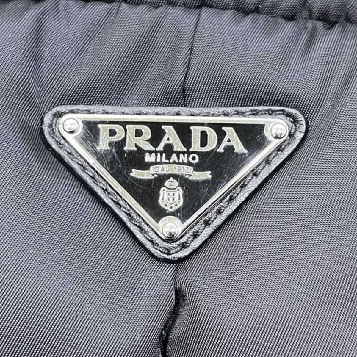 Prada Black Nero Nylon Handbag (Pre-Owned)