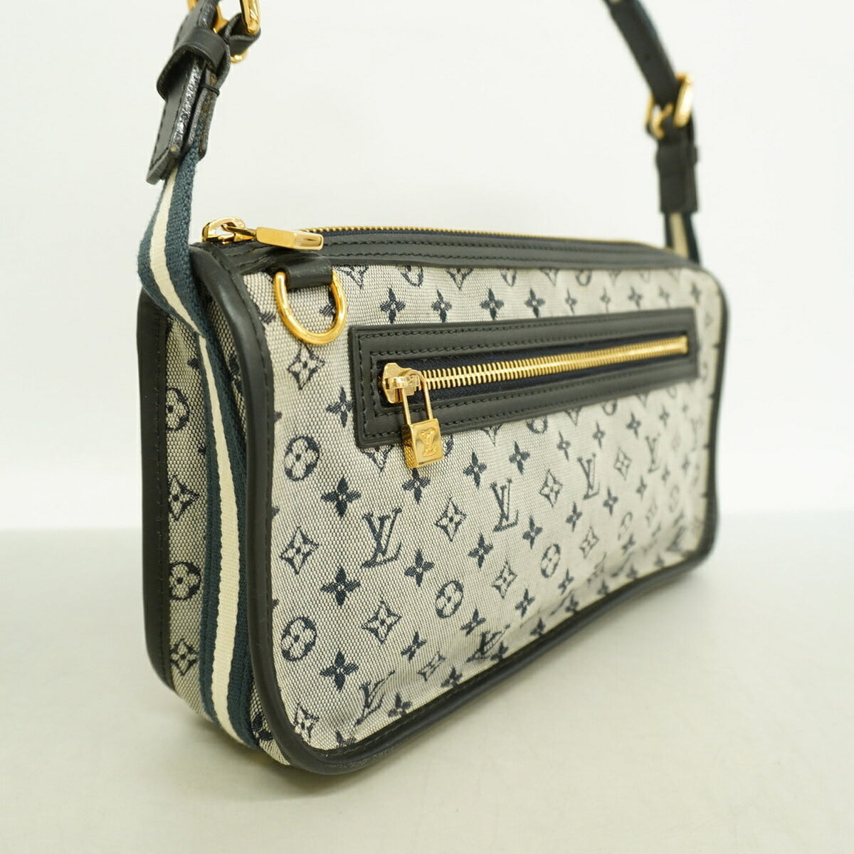 Louis Vuitton Blue Shoulder Bag (Pre-Owned)