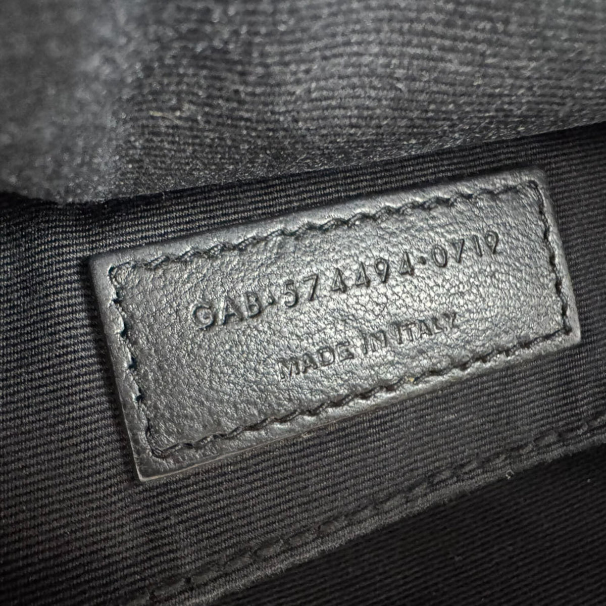 Saint Laurent Black Leather Shoulder Bag (Pre-Owned)