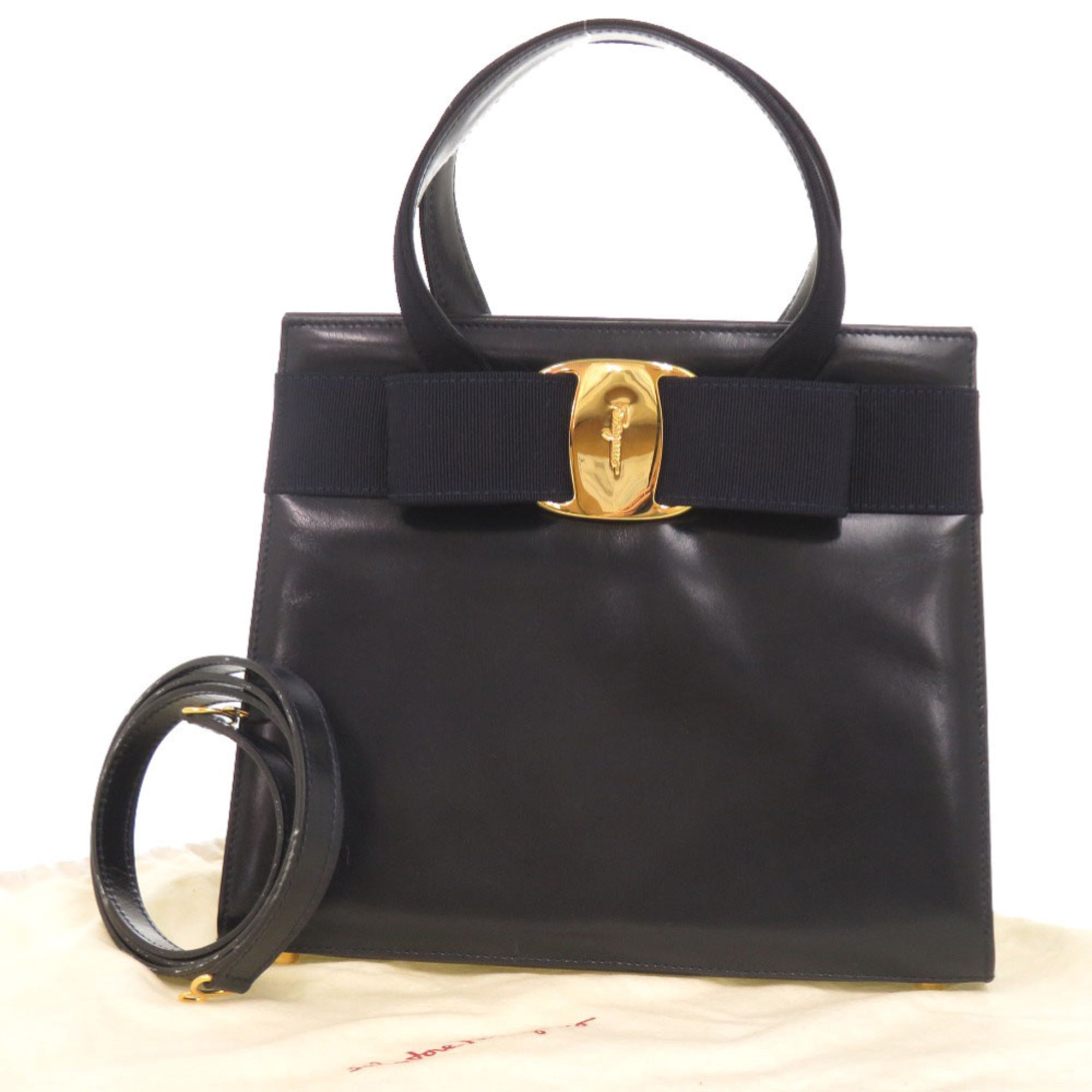Salvatore Ferragamo Navy Leather Handbag Shoulder Bag (Pre-Owned)