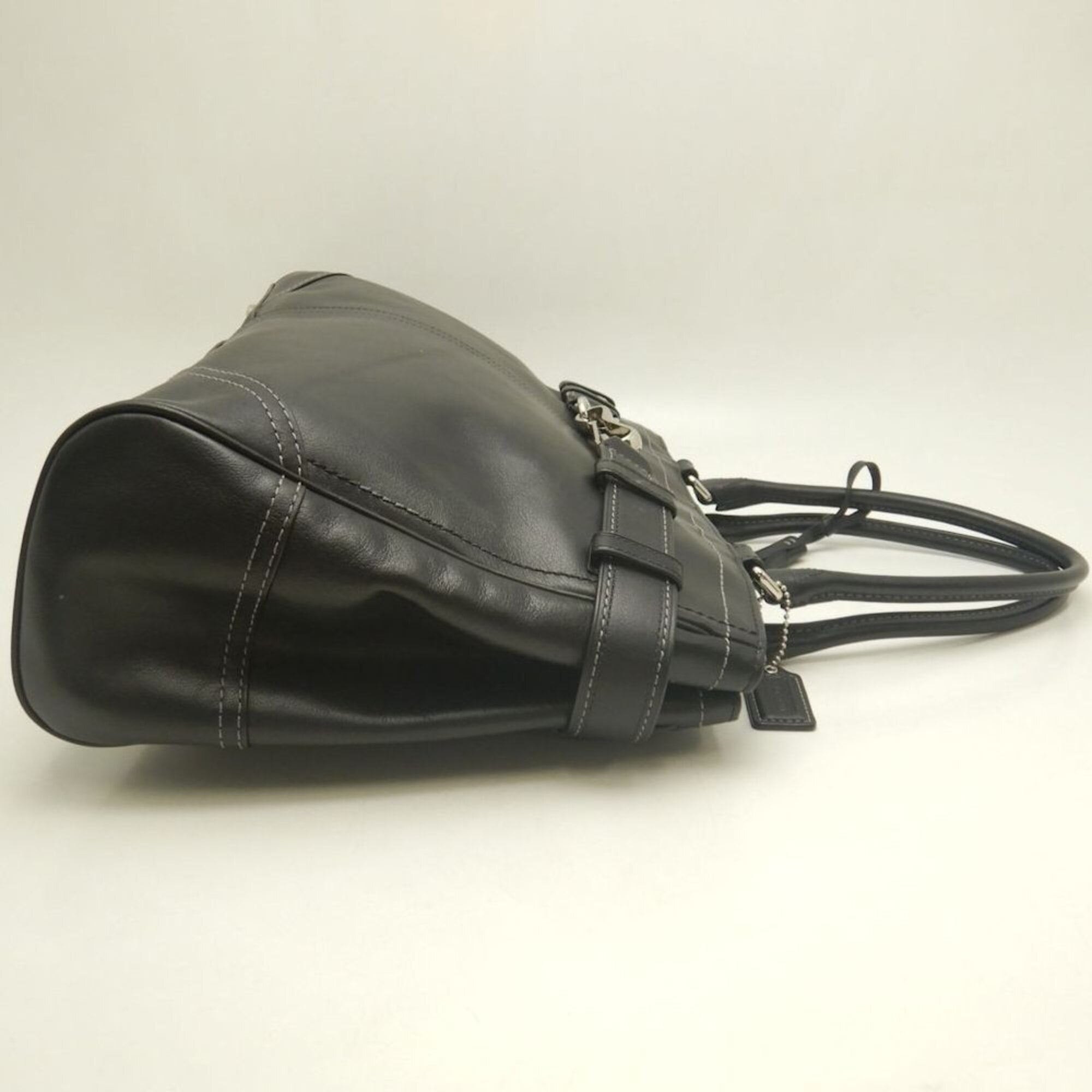 Coach Black Leather Tote Bag (Pre-Owned)