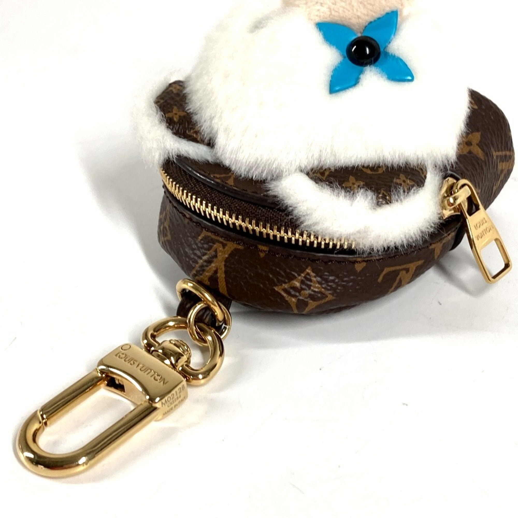 Louis Vuitton Brown White Monogram Fur Handbag Pouch (Pre-Owned)