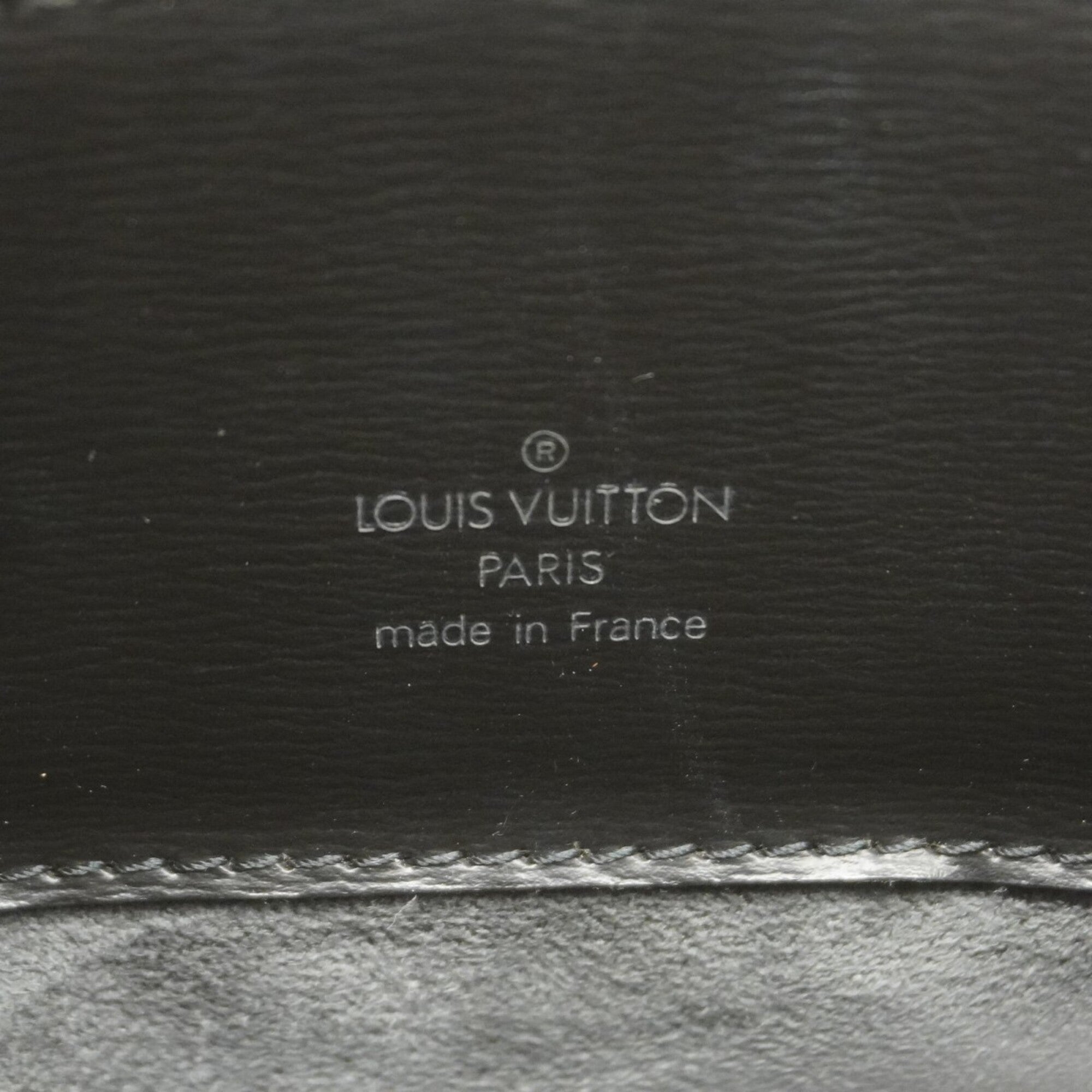 Louis Vuitton Noir Shoulder Bag (Pre-Owned)
