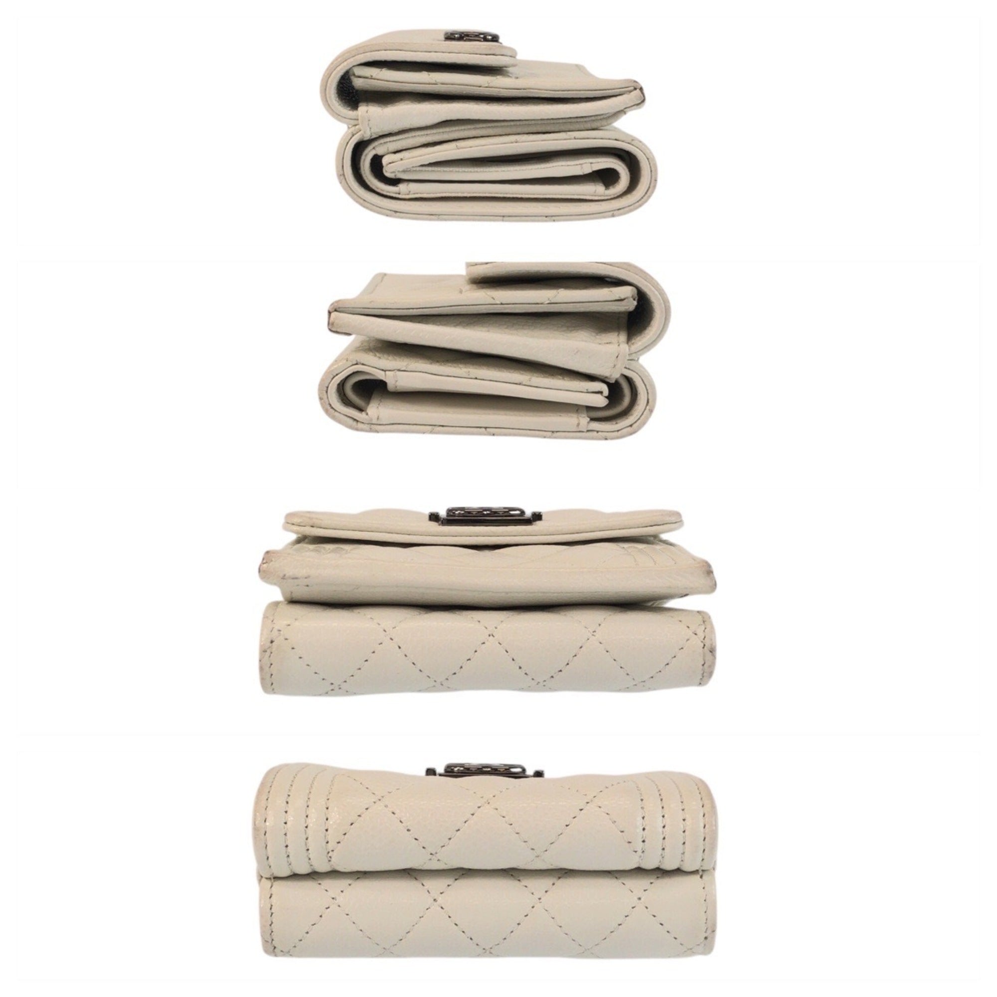 Chanel White Leather Wallet (Tri-Fold) (Pre-Owned)