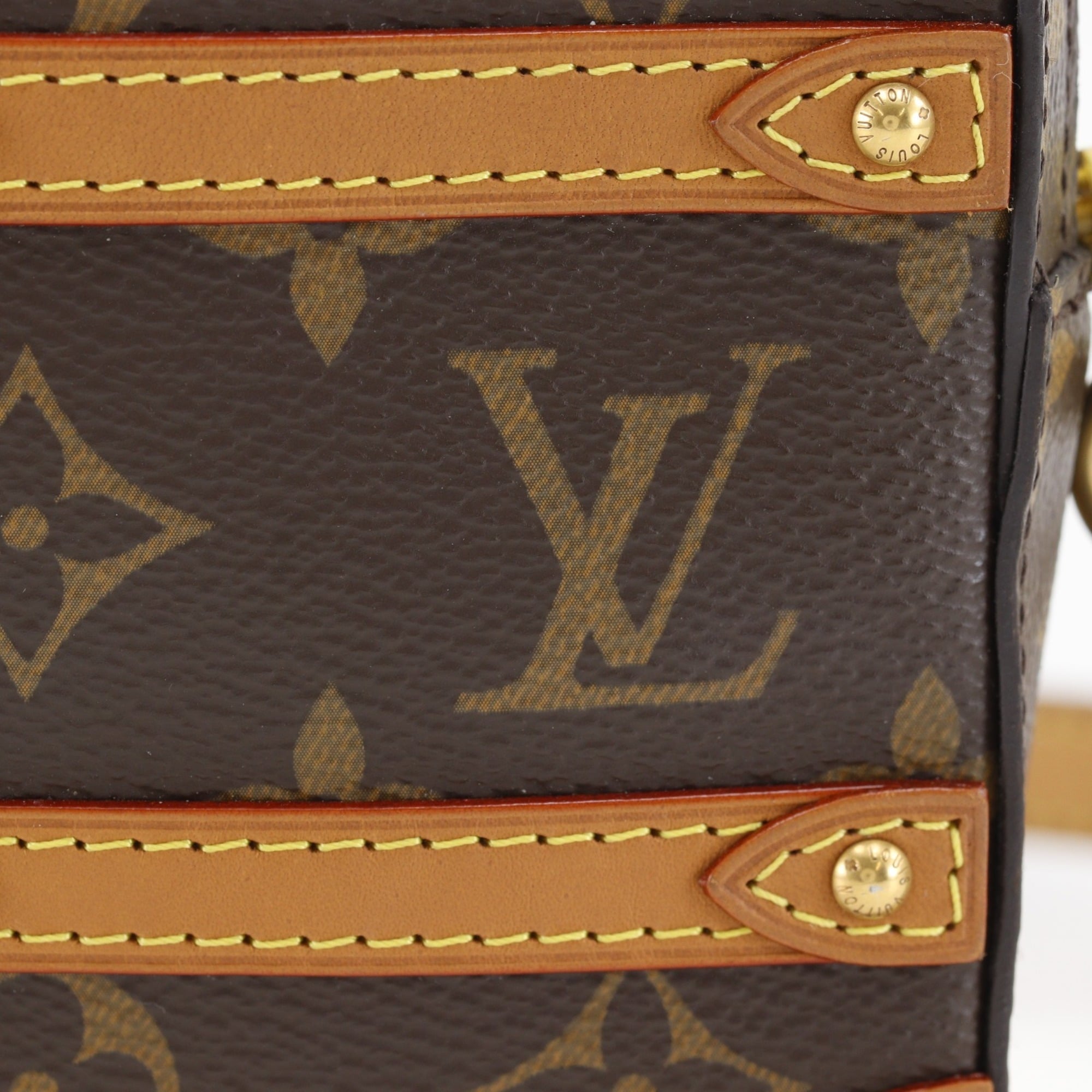 Louis Vuitton Brown Monogram Monogram Shoulder Bag (Pre-Owned)