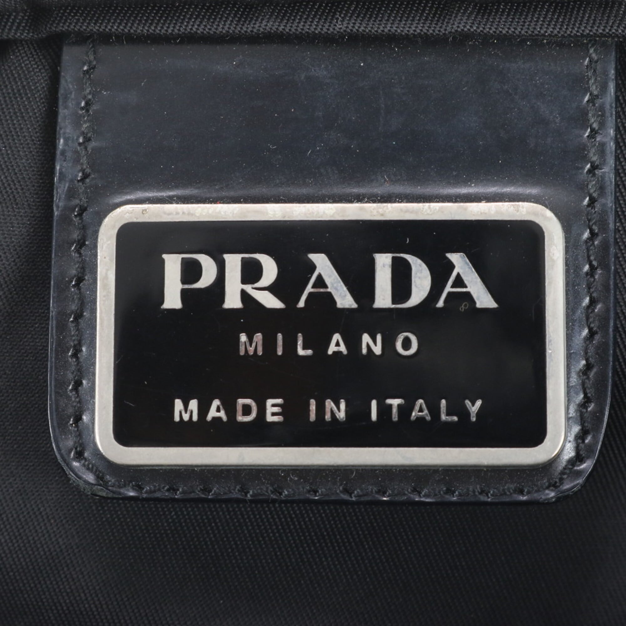 Prada Black Nylon Leather Messenger Bag Shoulder Bag (Pre-Owned)
