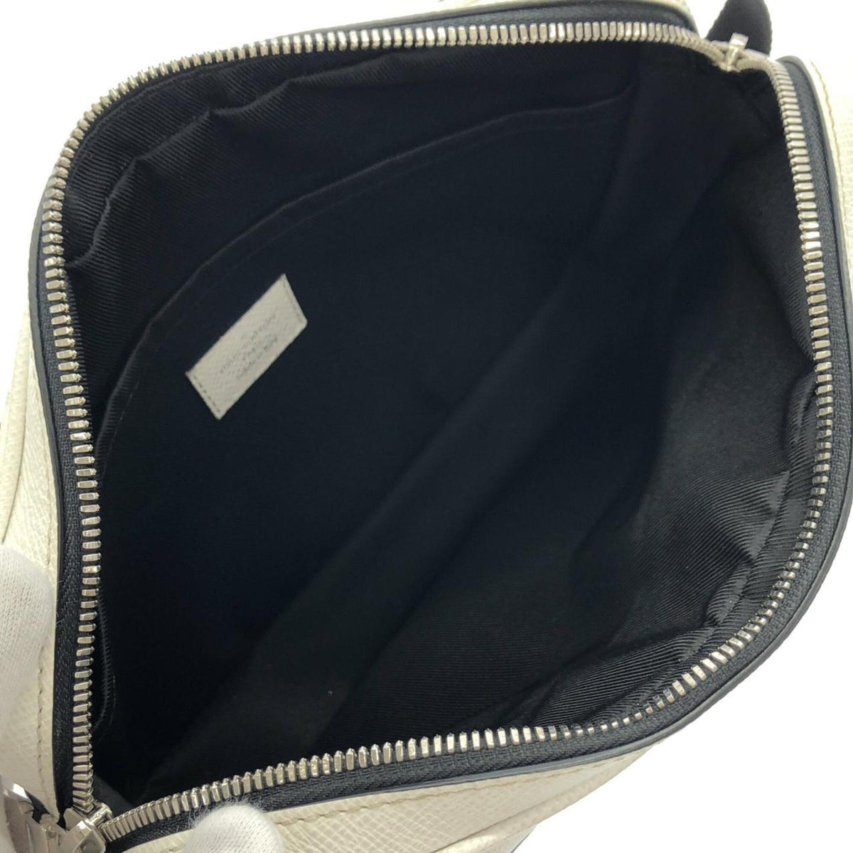 Louis Vuitton White Coated Canvas Leather Shoulder Bag (Pre-Owned)