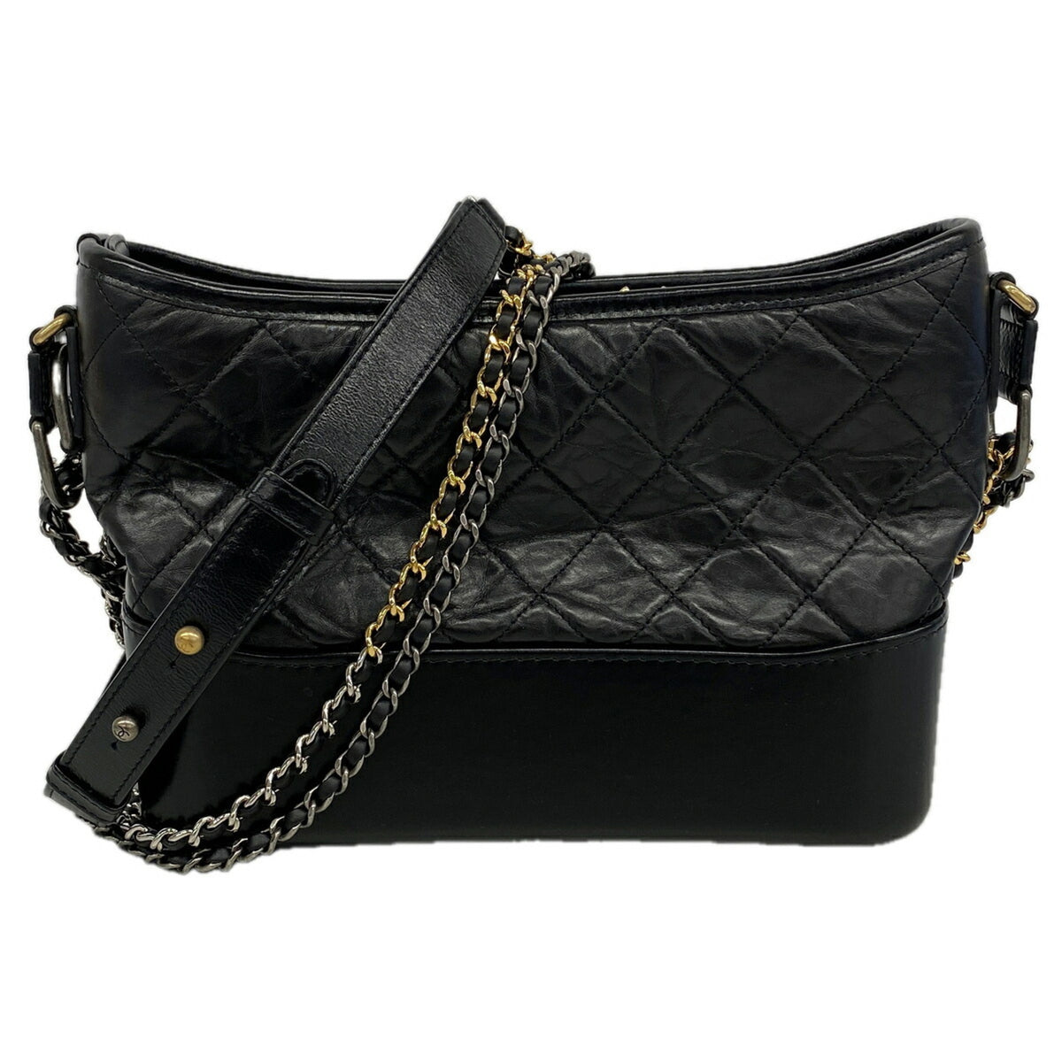 Chanel Black Leather Shoulder Bag (Pre-Owned)
