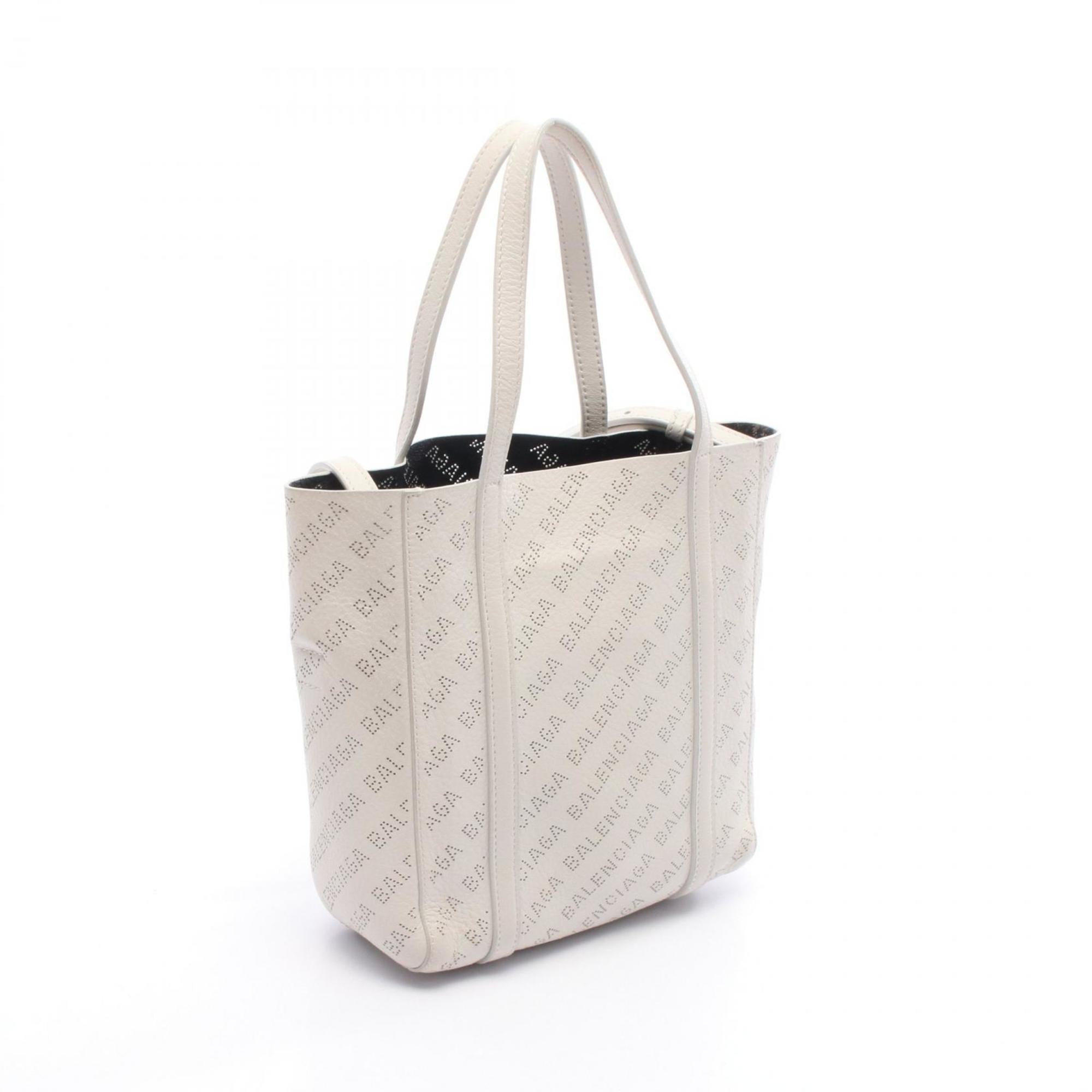Balenciaga White Leather Tote Bag (Pre-Owned)