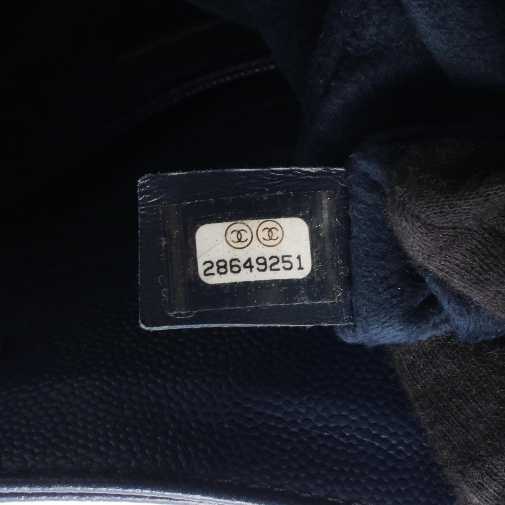 Chanel Navy Leather Handbag Shoulder Bag (Pre-Owned)