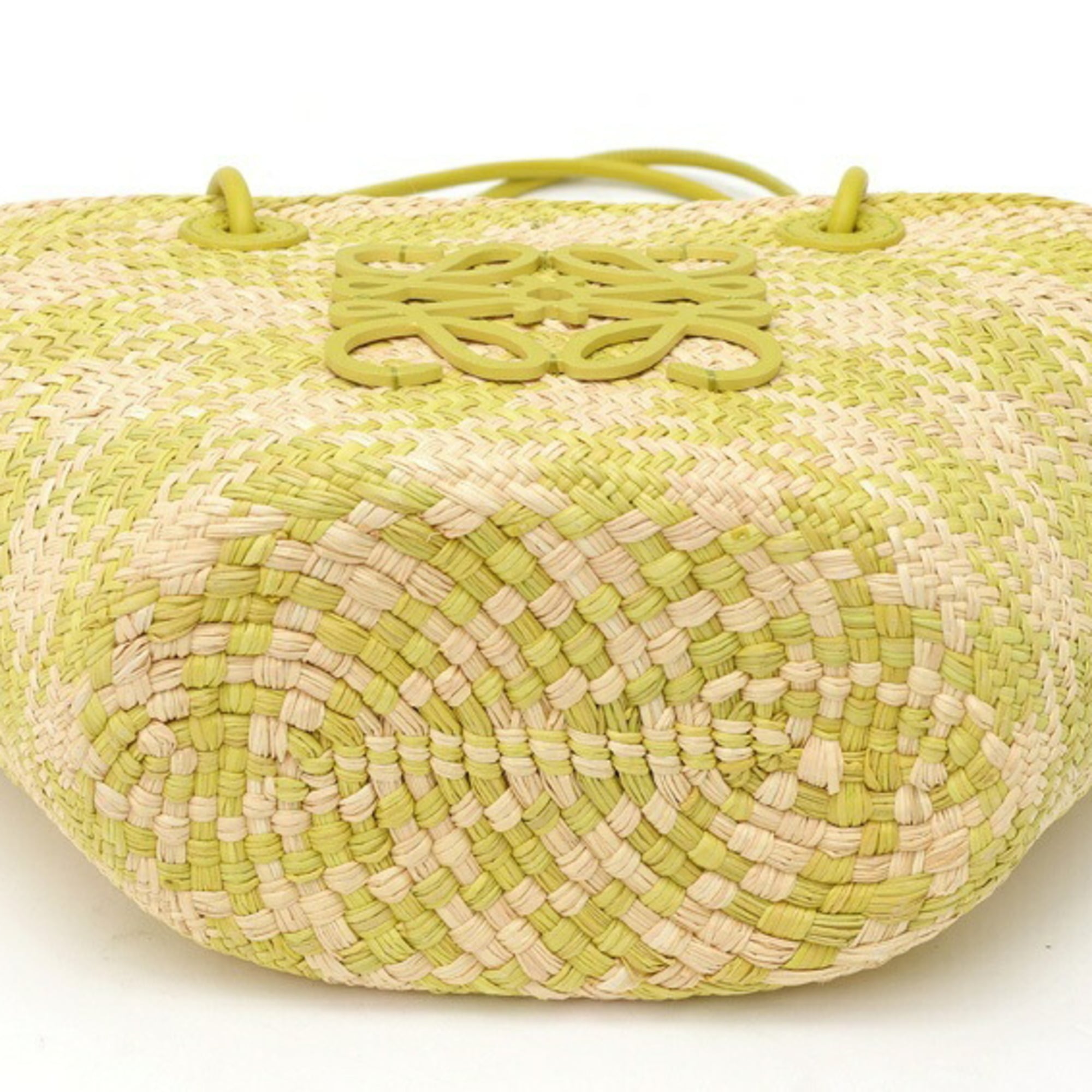 Loewe Light Green Leather Basket (Pre-Owned)
