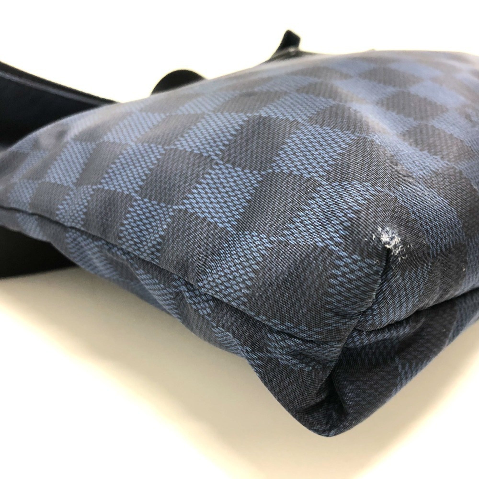 Louis Vuitton Damier Black Navy Nylon Shoulder Bag (Pre-Owned)