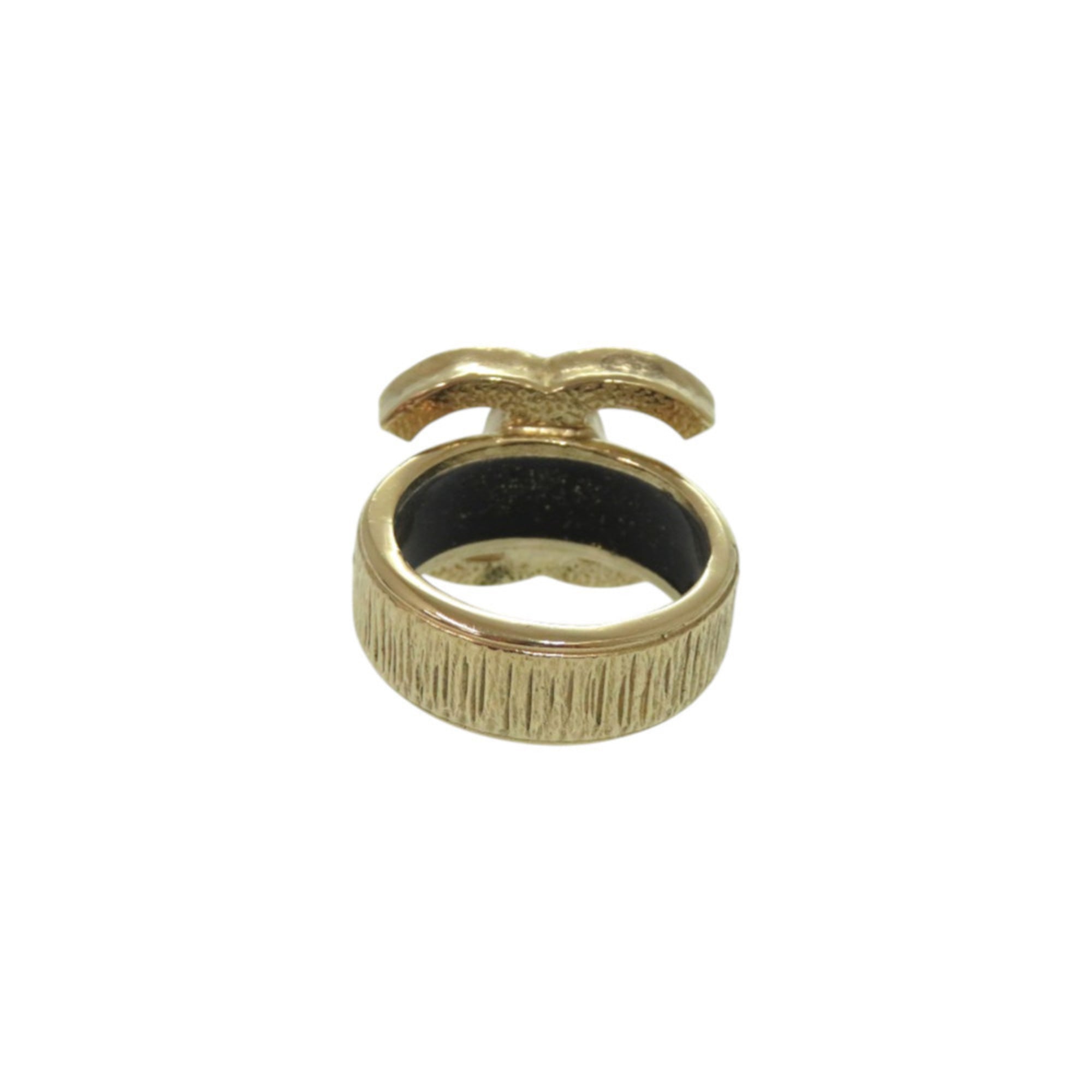Chanel Gold Black Metal Band Ring (Pre-Owned)