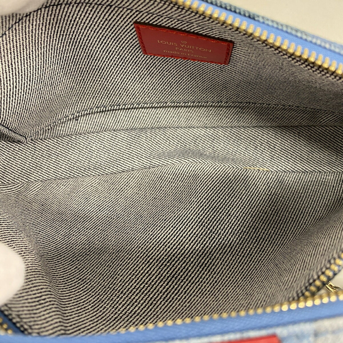 Louis Vuitton Blue Red Color Handbag (Pre-Owned)