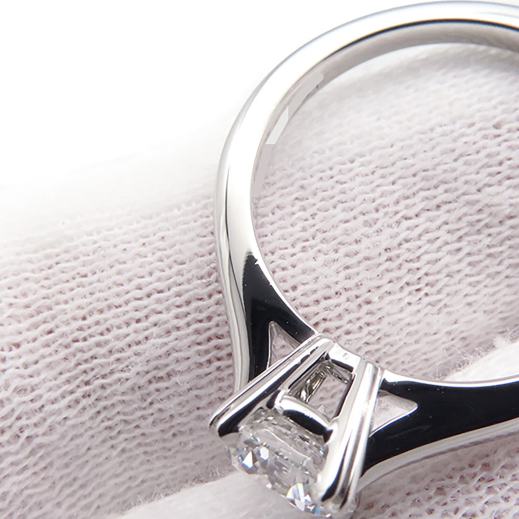 Harry Winston Platinum 950 Band Ring (Pre-Owned)
