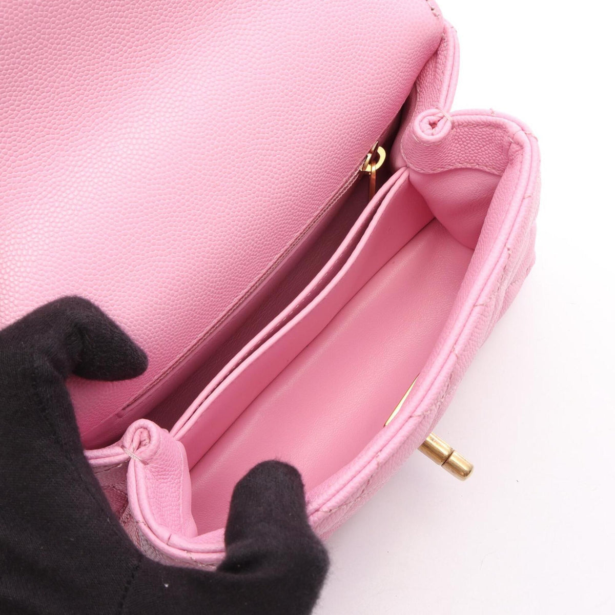 Chanel Pink Grained Calfskin Handbag (Pre-Owned)