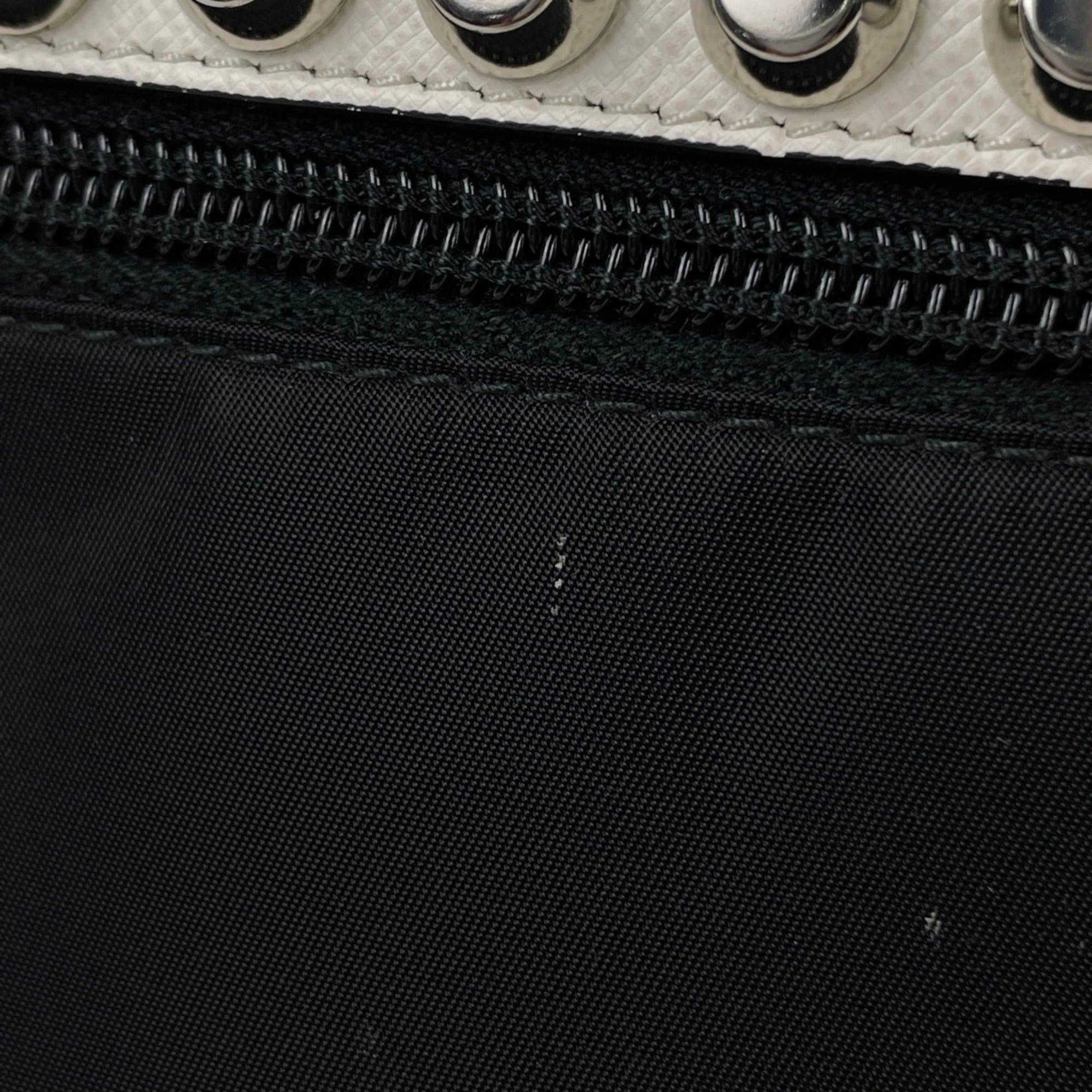 Prada Black Nylon Shoulder Bag (Pre-Owned)