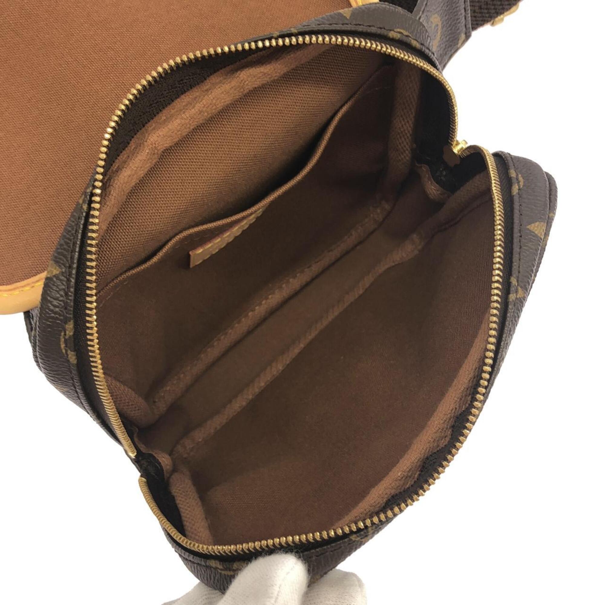 Louis Vuitton Marron Coated Canvas Shoulder Bag (Pre-Owned)