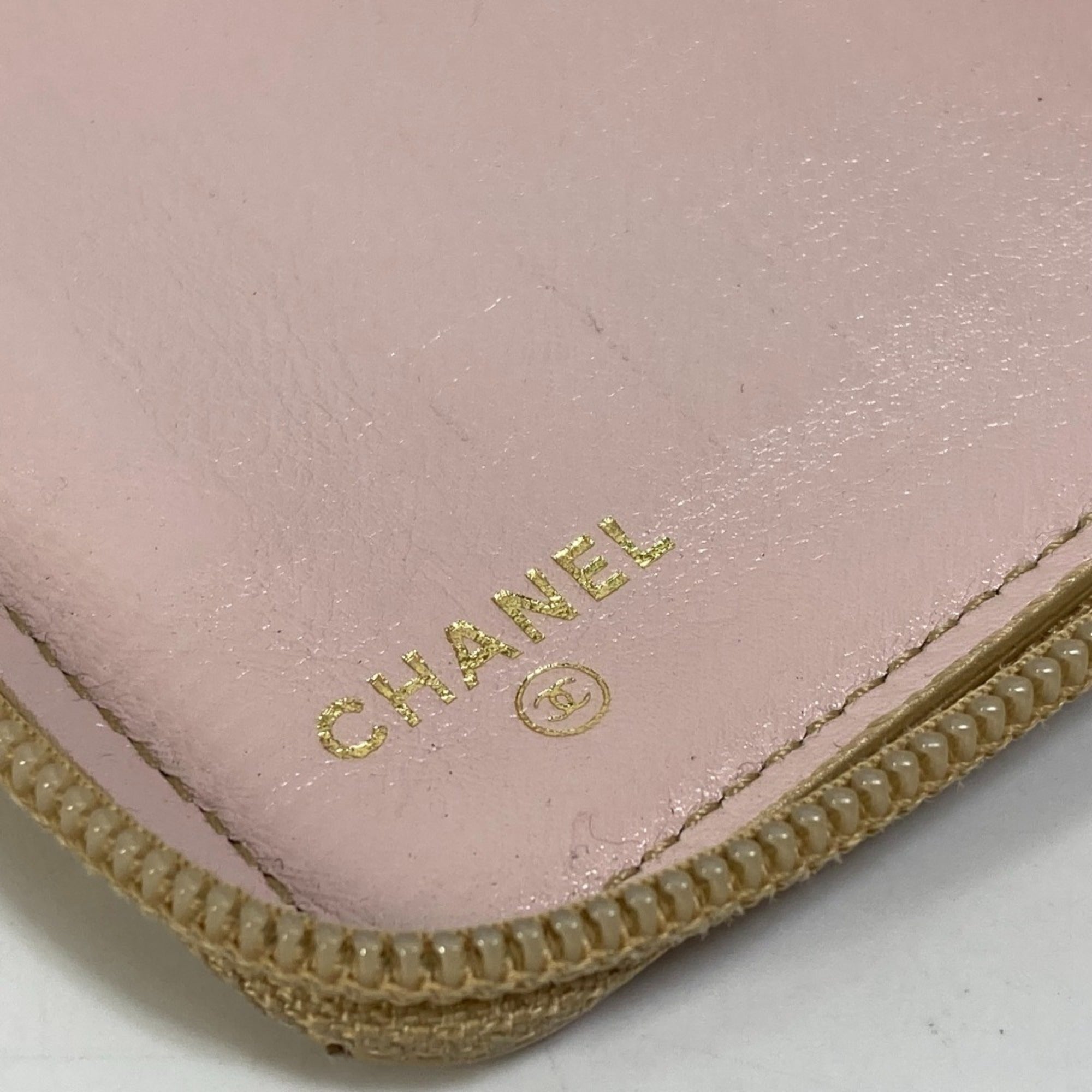 Chanel Matelasse Gold Leather Long Wallet (Bi-Fold) (Pre-Owned)