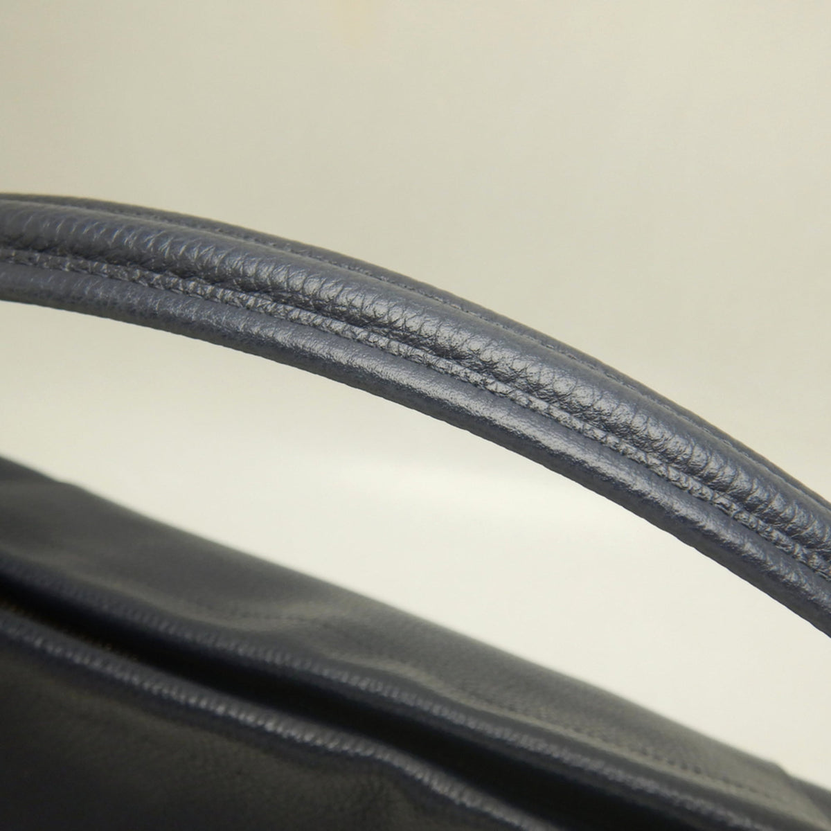 Coach Navy Leather Shoulder Bag (Pre-Owned)