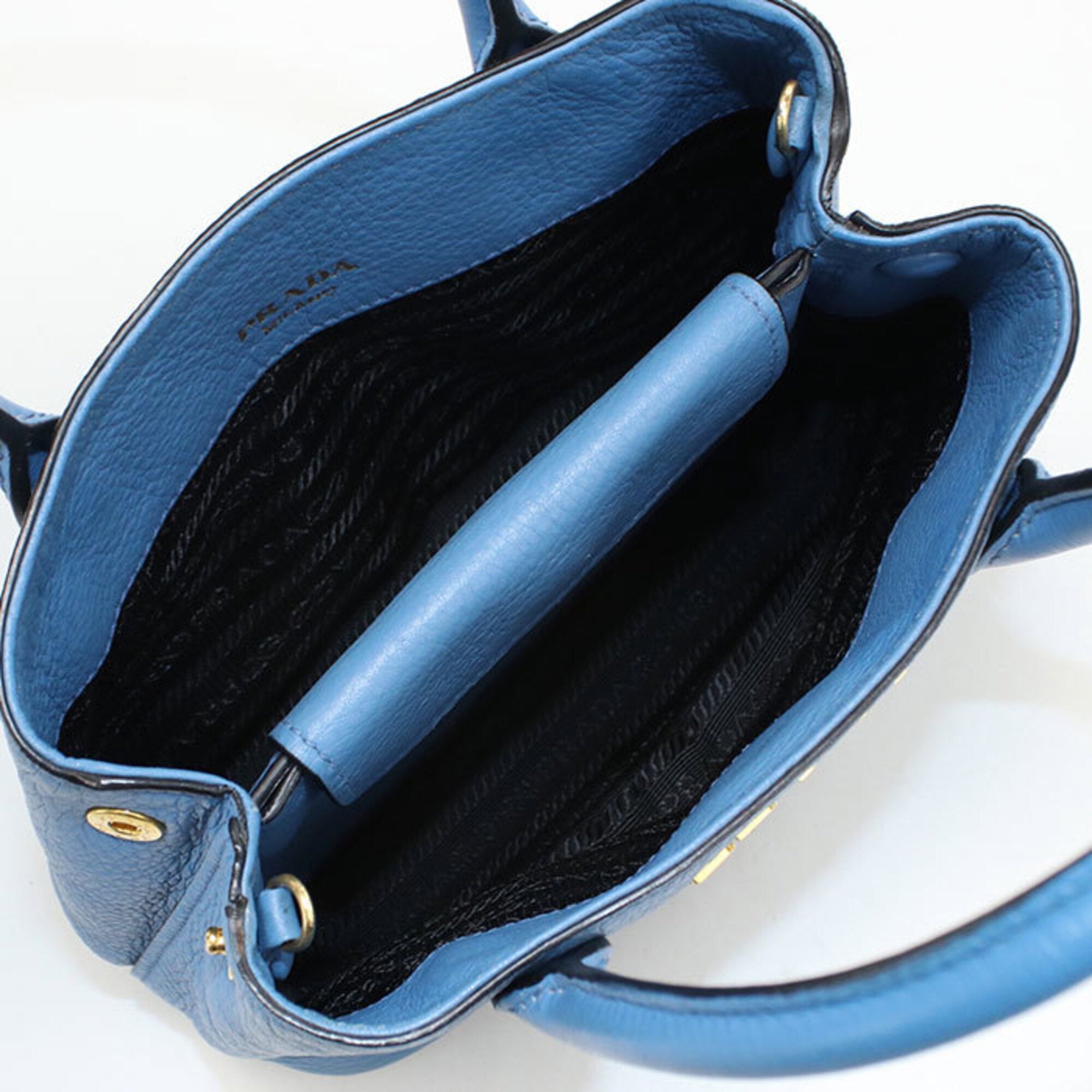 Prada Blue Leather Handbag (Pre-Owned)