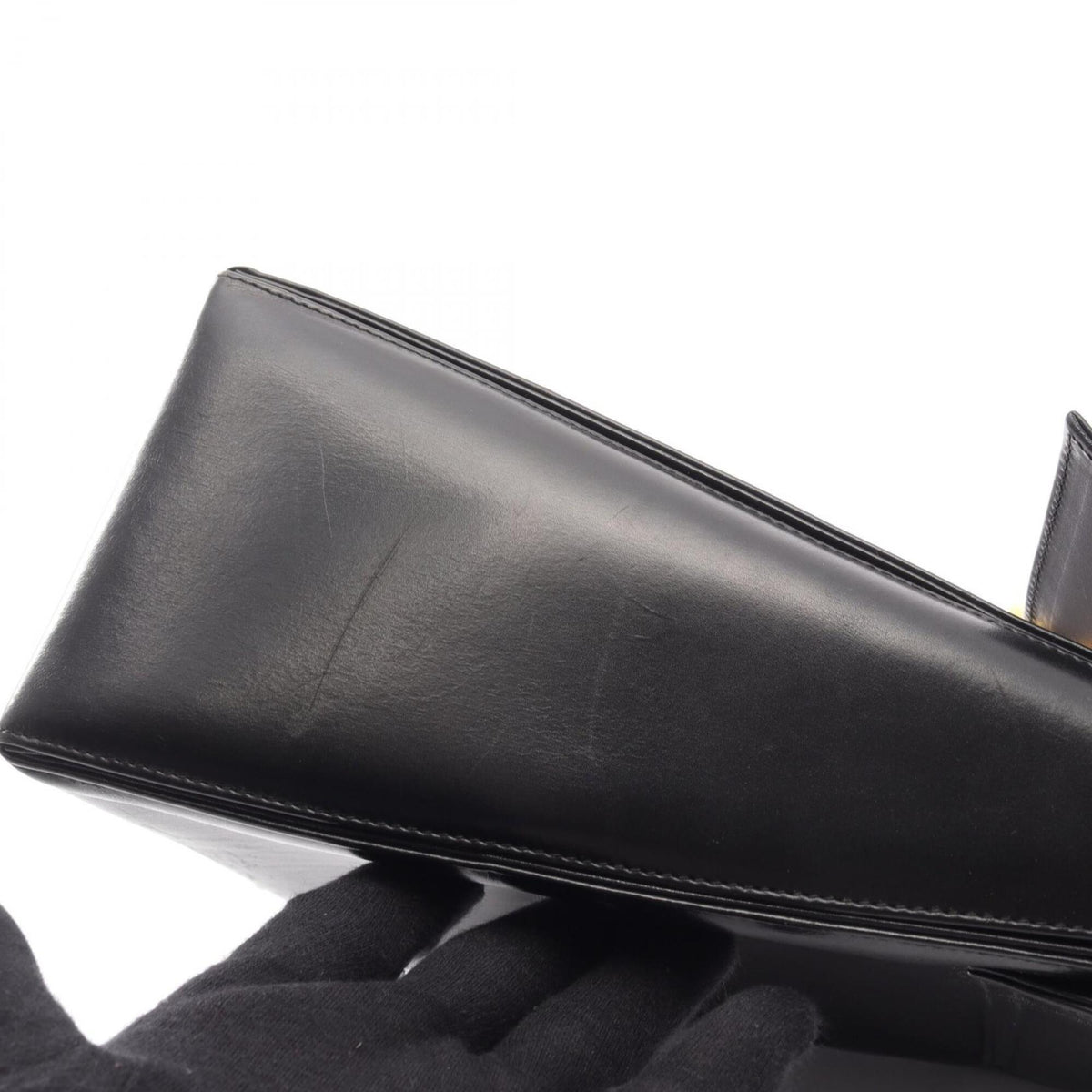 Salvatore Ferragamo Black Leather Handbag (Pre-Owned)