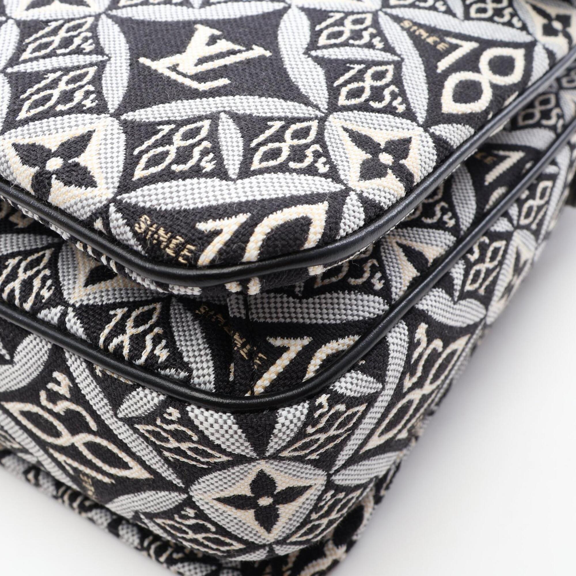 Louis Vuitton Black Monogram Multi-Color Canvas Handbag Pochette (Pre-Owned)