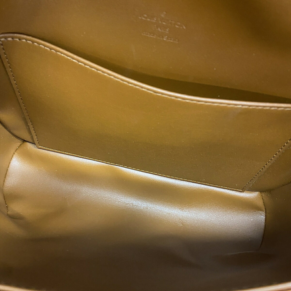 Louis Vuitton Bronze Shoulder Bag (Pre-Owned)