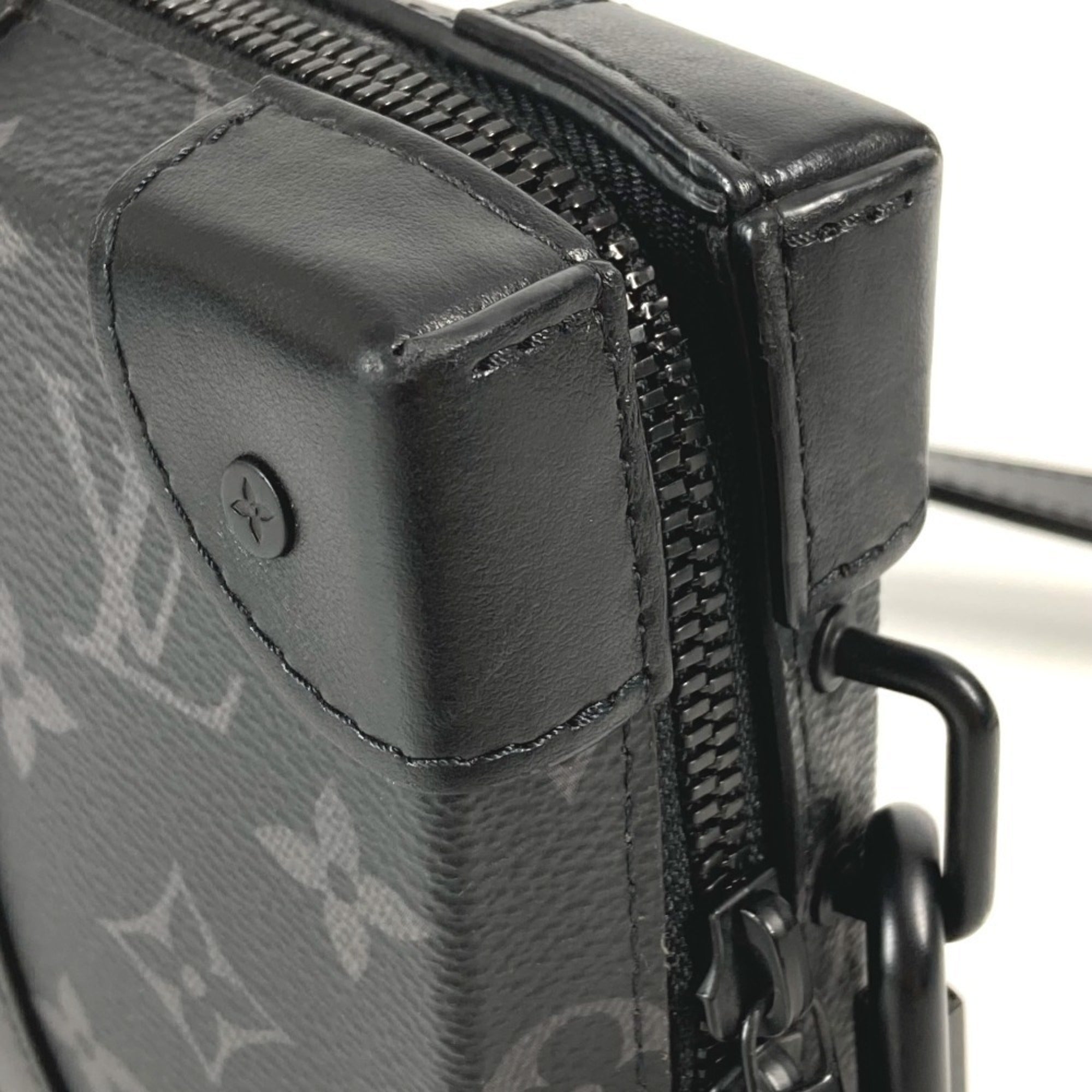 Louis Vuitton Black Monogram Eclipse Monogram Eclipse Clutch Bag Pochette Shoulder Bag (Pre-Owned)
