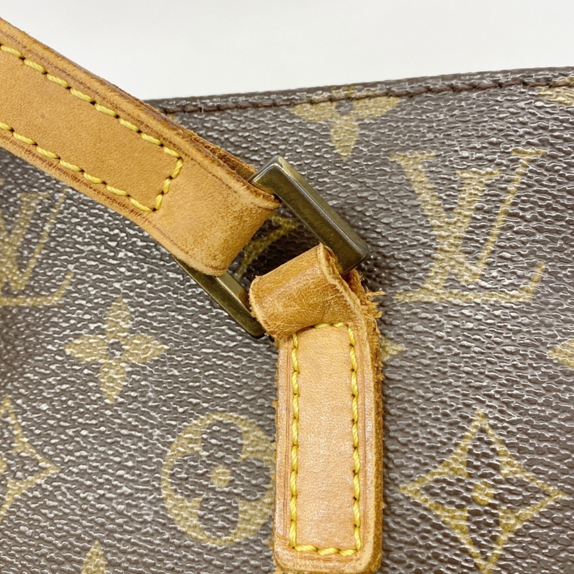 Louis Vuitton Brown Handbag (Pre-Owned)