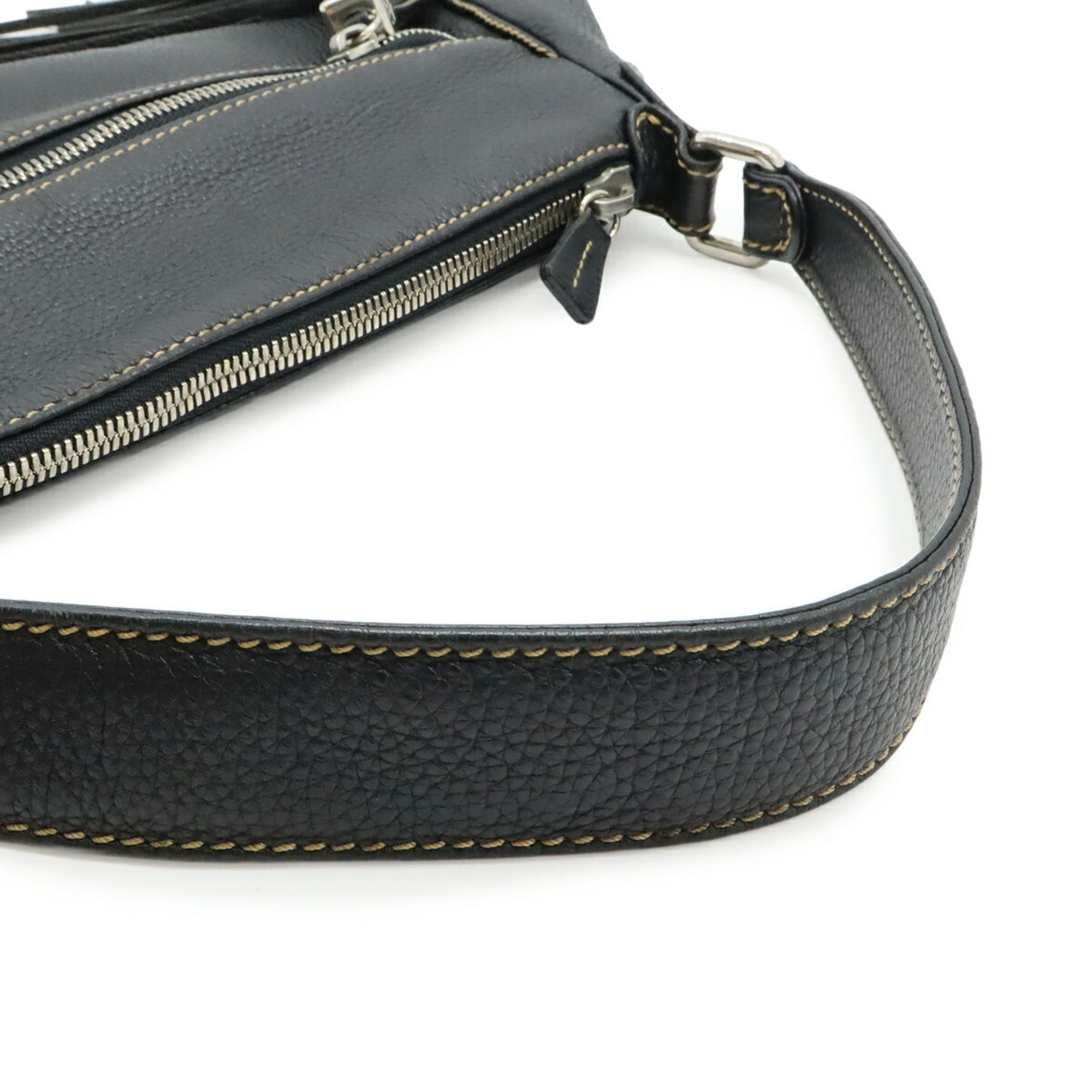Chanel Black Leather Handbag Shoulder Bag (Pre-Owned)