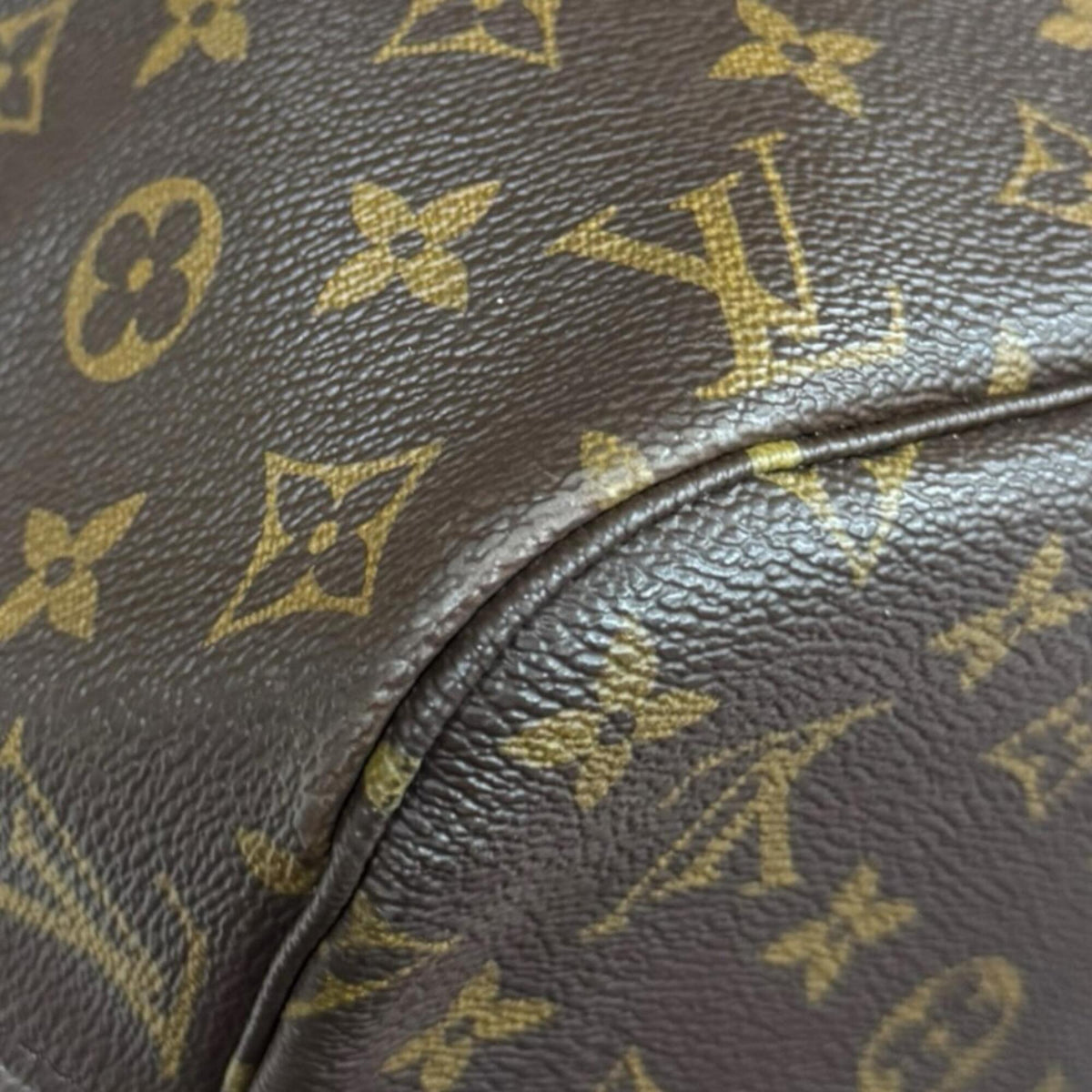 Louis Vuitton Brown Monogram Canvas Tote Bag (Pre-Owned)