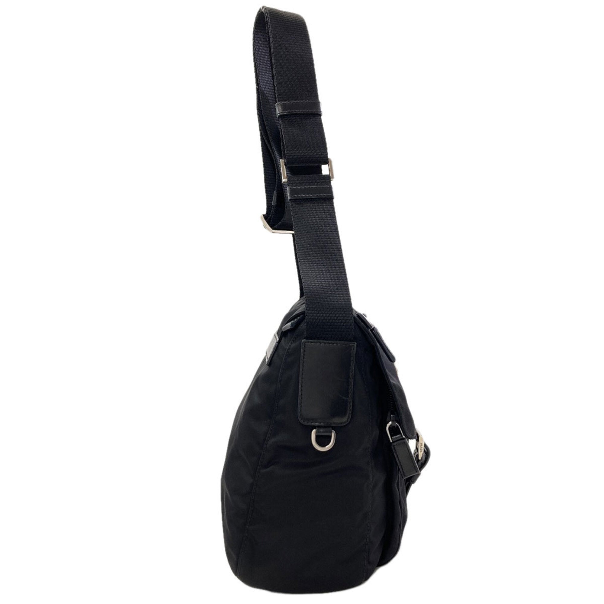 Prada Black Nylon Shoulder Bag (Pre-Owned)