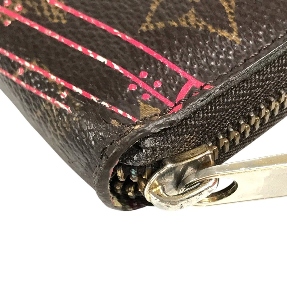Louis Vuitton Brown Monogram Long Wallet (Bi-Fold) (Pre-Owned)