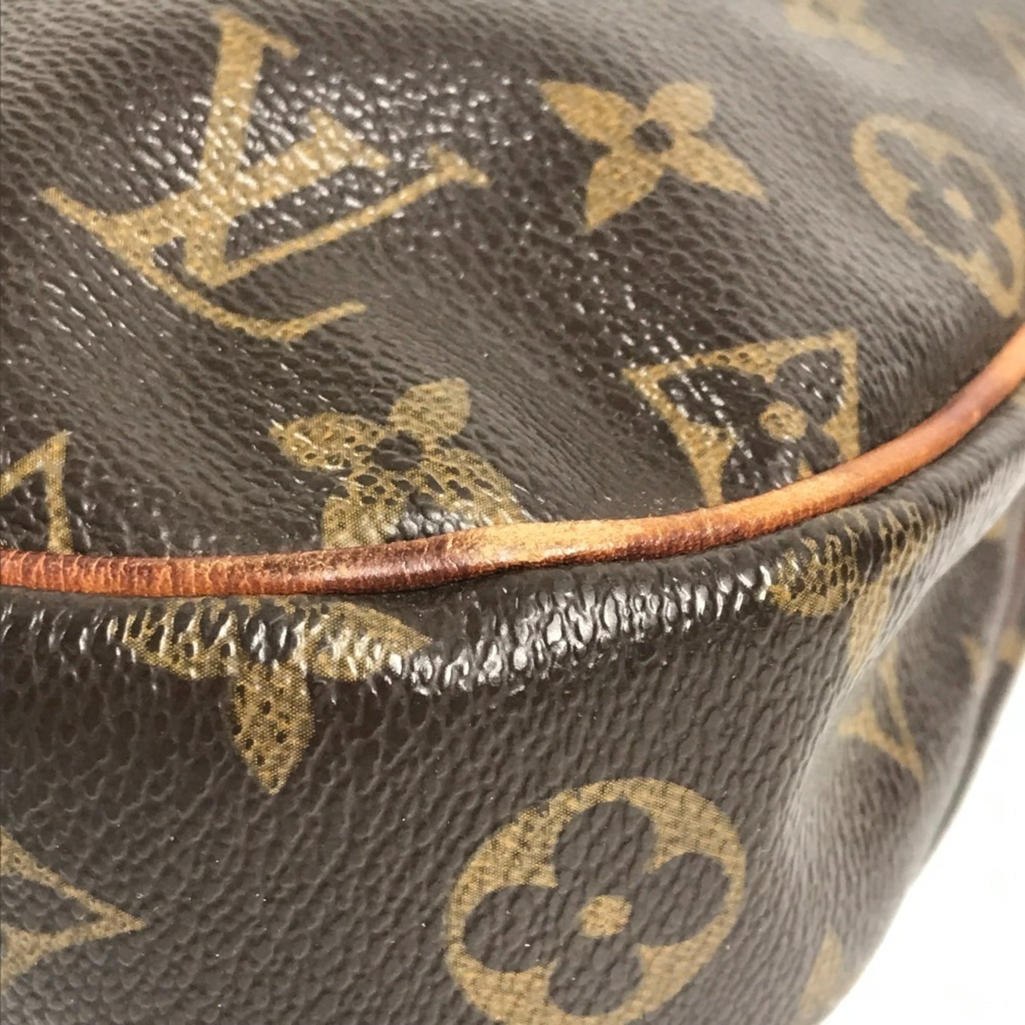 Louis Vuitton Brown Galle Monogram Monogram Pochette Shoulder Bag (Pre-Owned)
