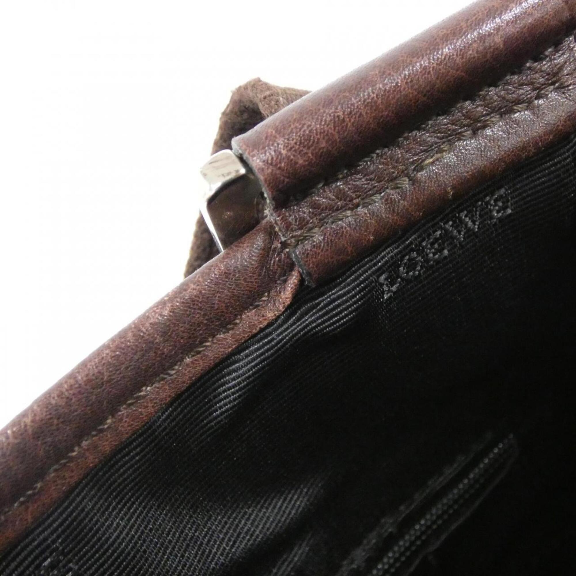 Loewe Brown Shoulder Bag (Pre-Owned)