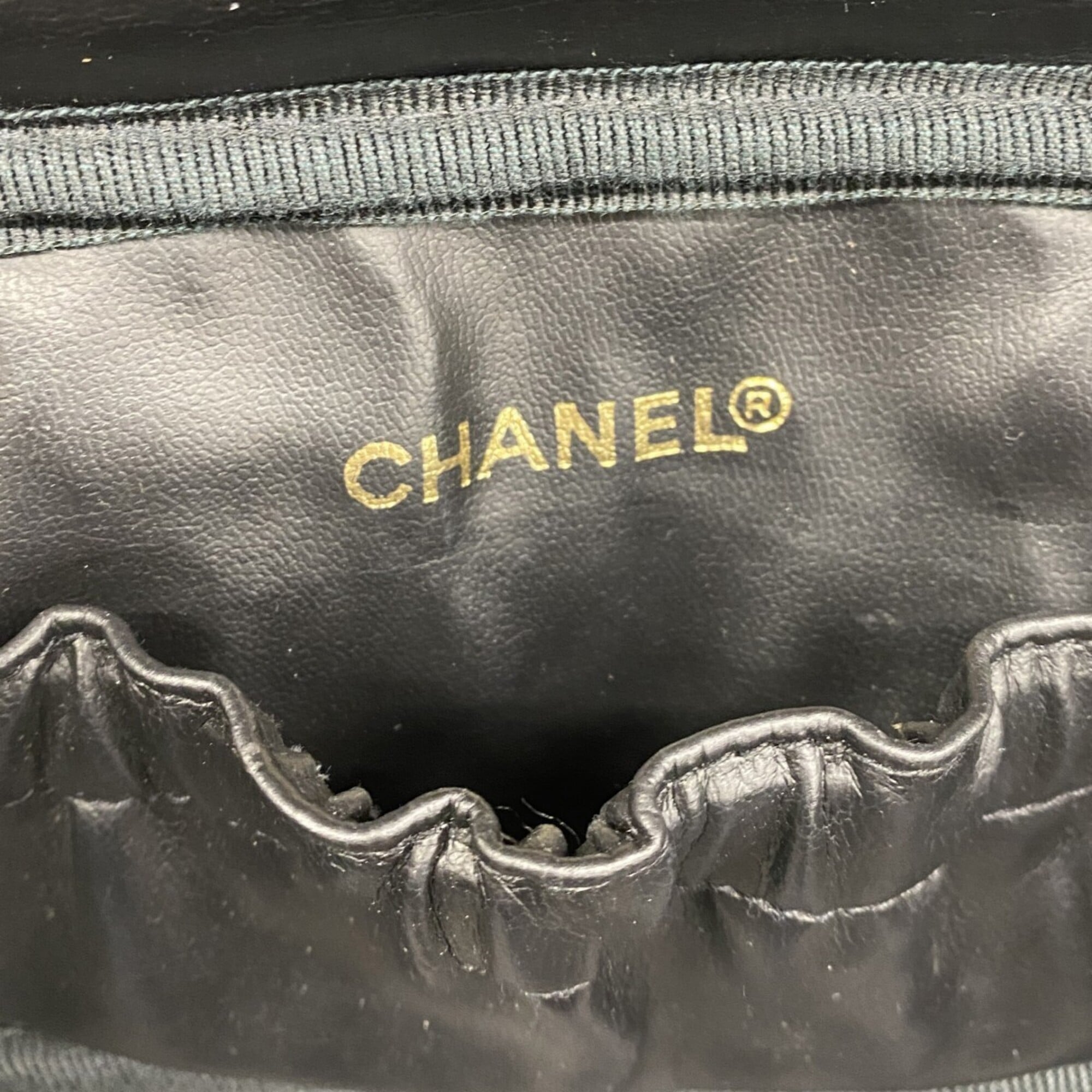 Chanel Black Grained Calfskin Vanity Bag (Pre-Owned)